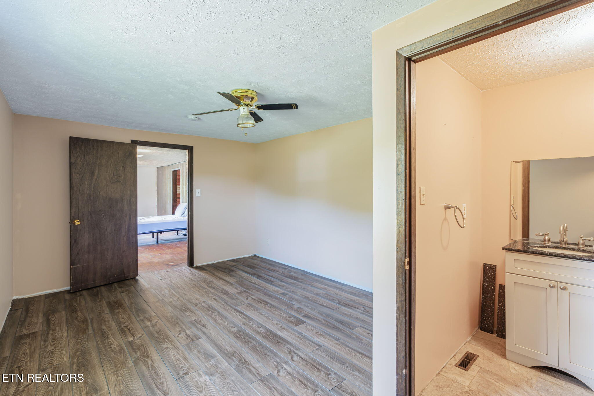 231 Wright Road Oliver Springs TN 37840