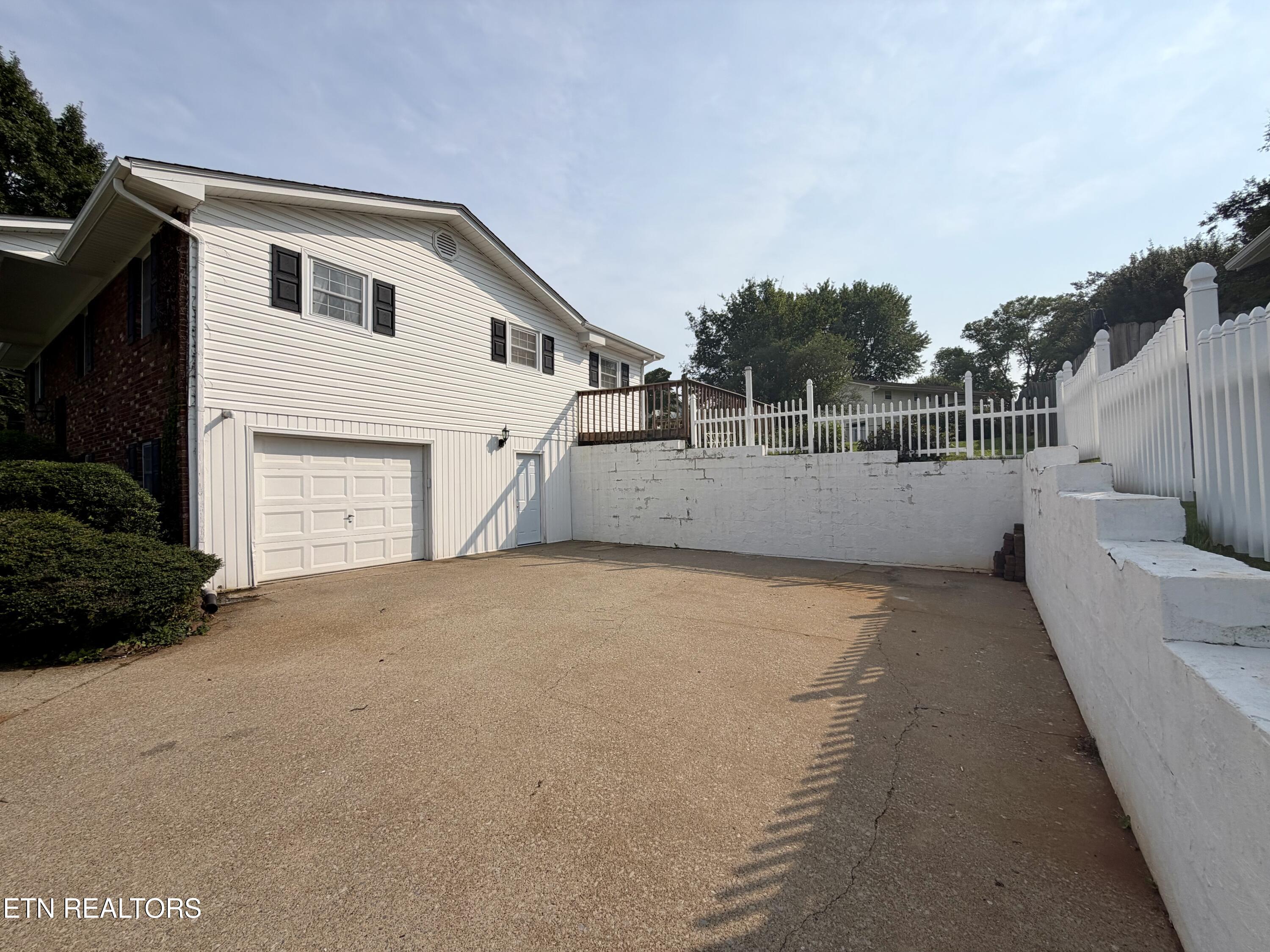 7715 Windsong Road Powell TN 37849