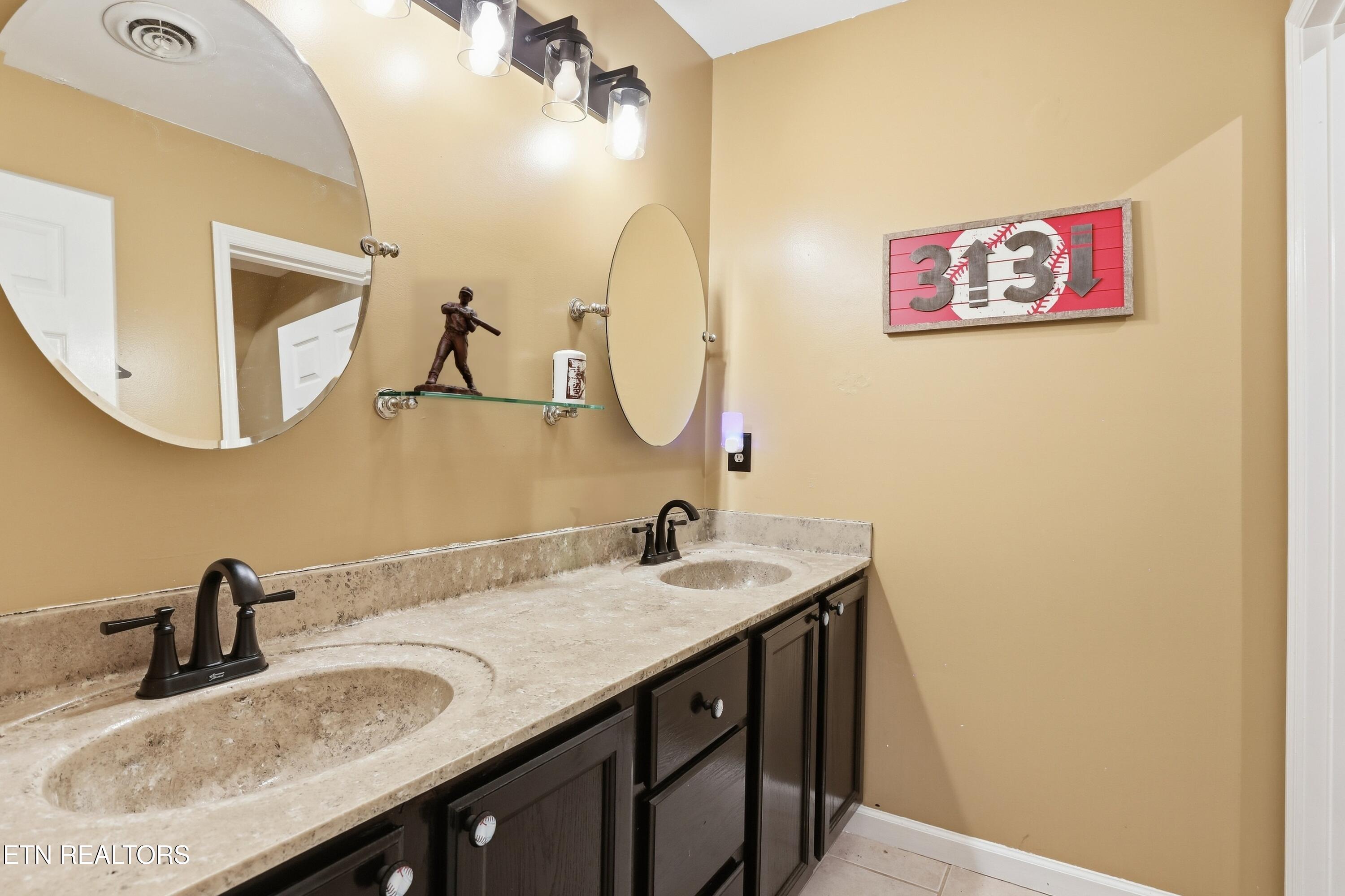1305 Mark Joseph Lane Knoxville TN 37931