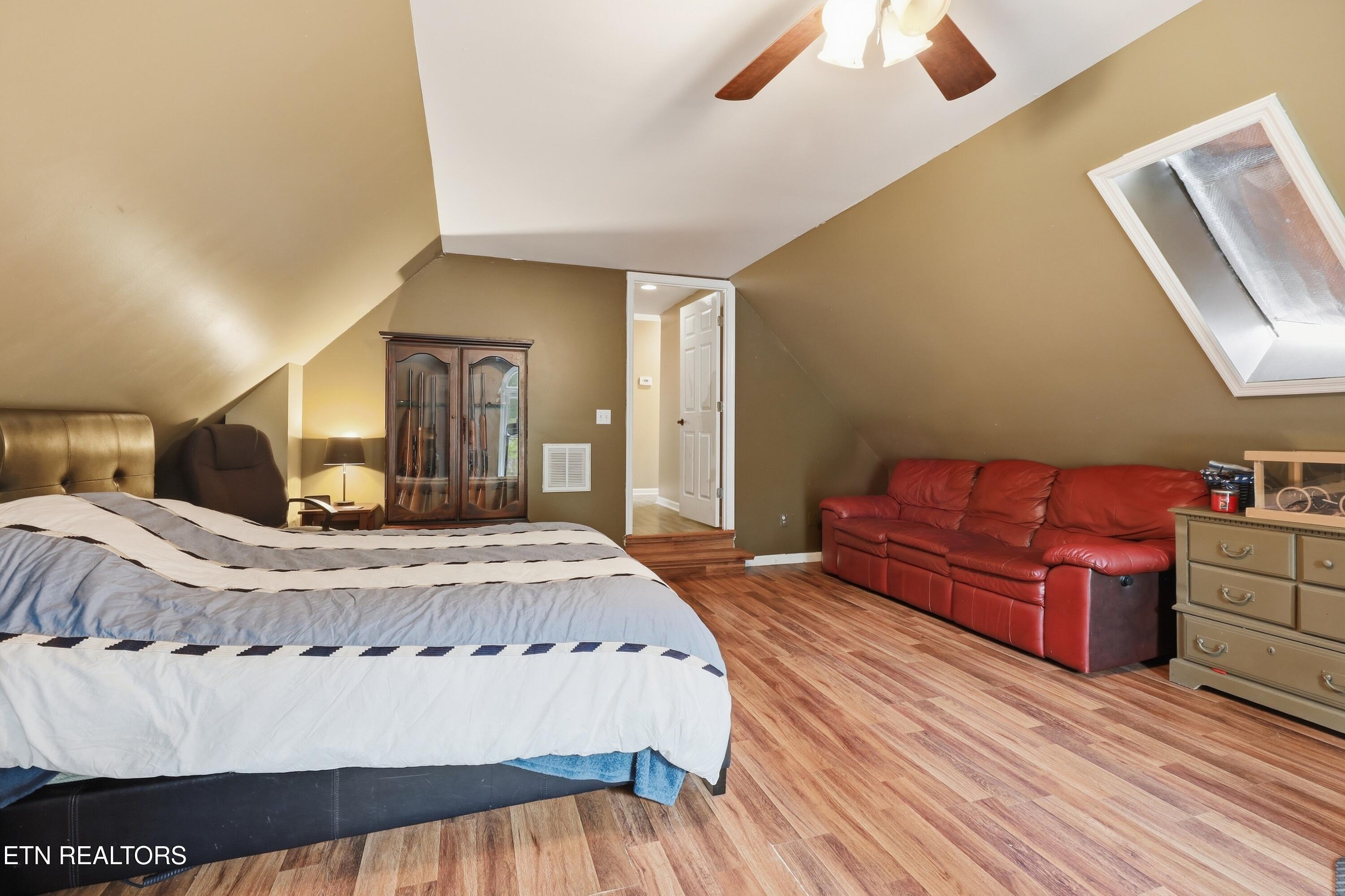 1305 Mark Joseph Lane Knoxville TN 37931