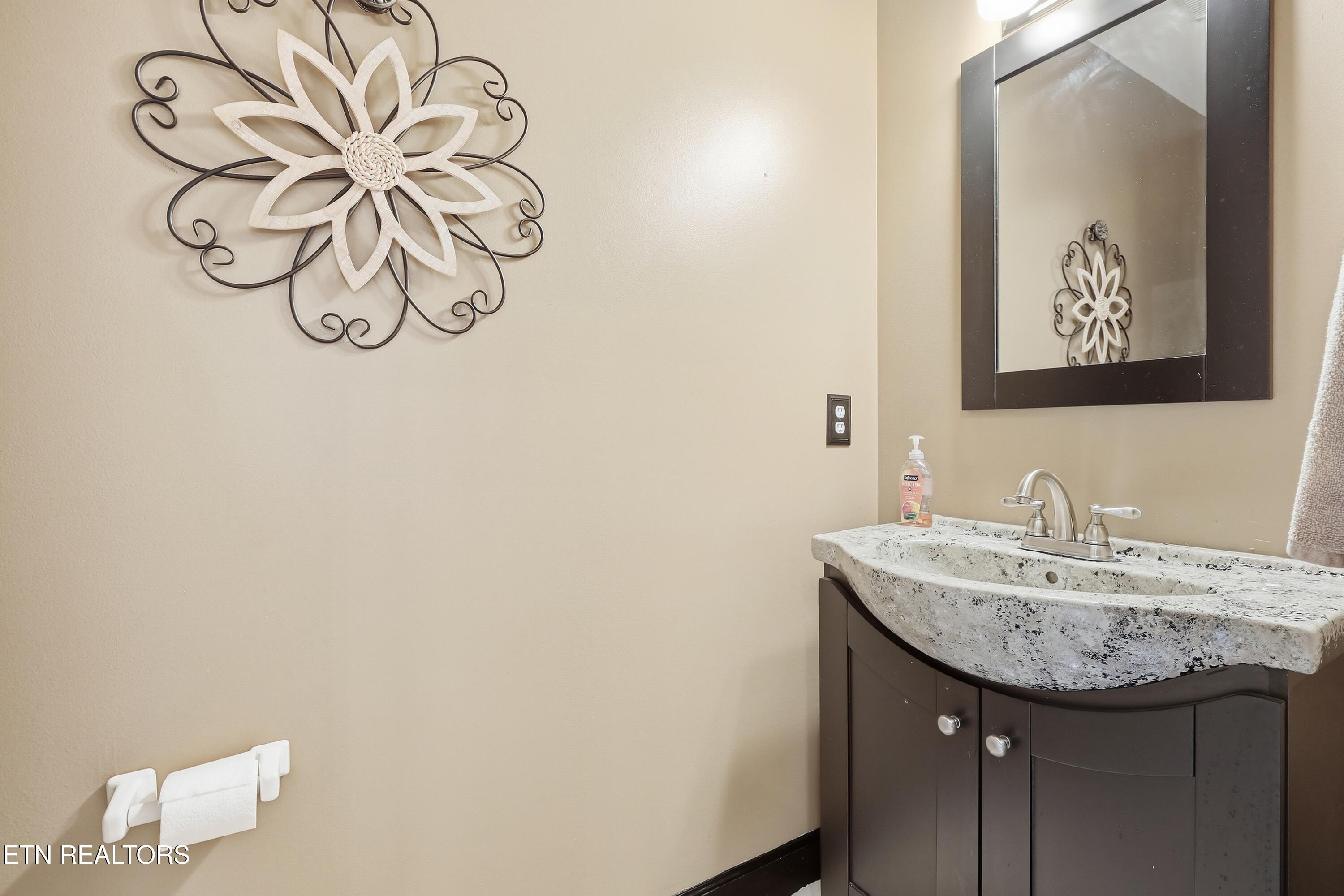 1305 Mark Joseph Lane Knoxville TN 37931