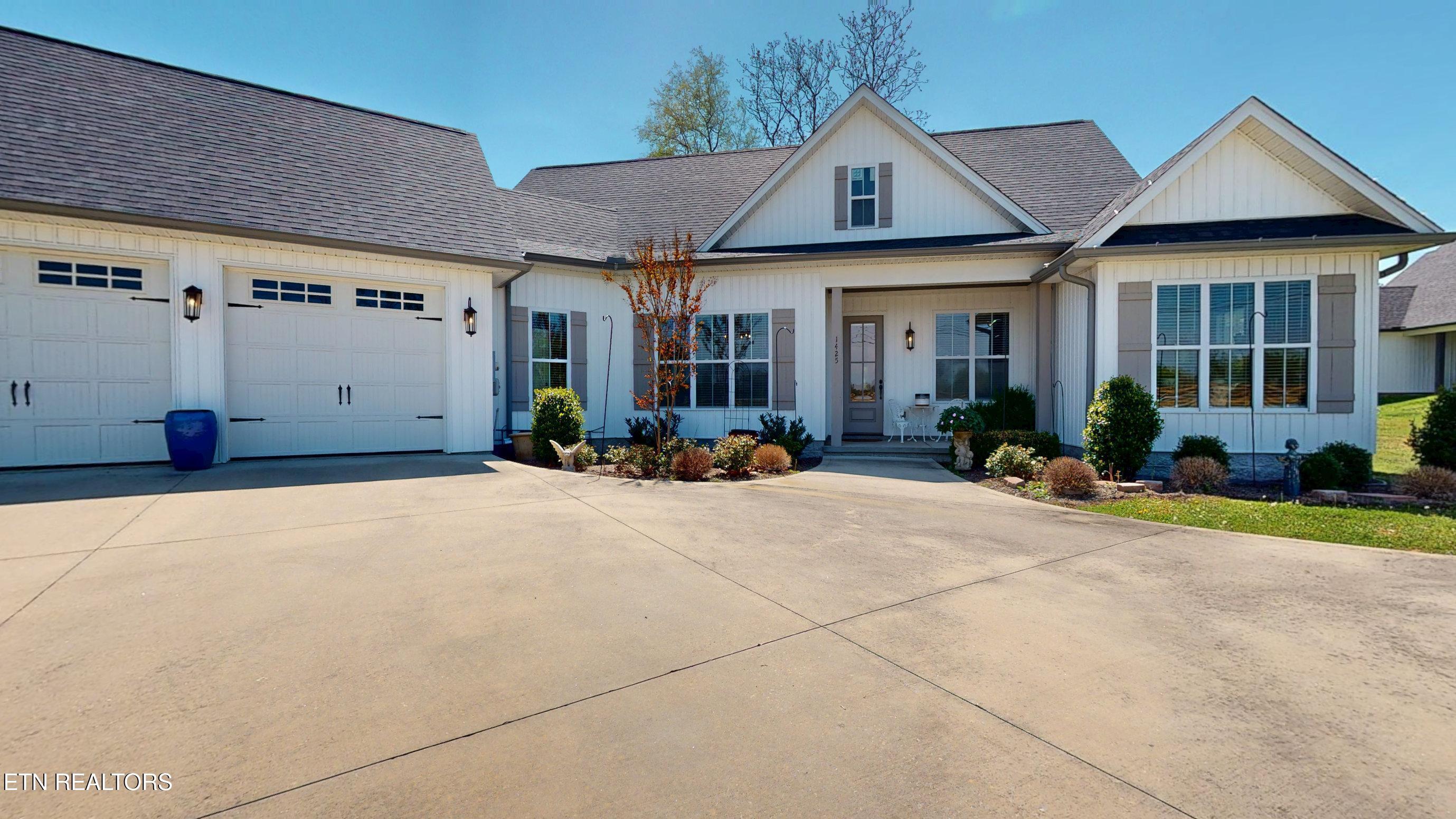 1425 E 10th Street Cookeville TN 38501