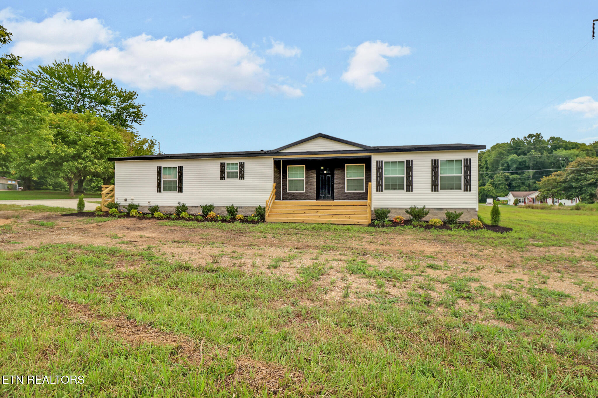 420 Southern Lane Oneida TN 37841