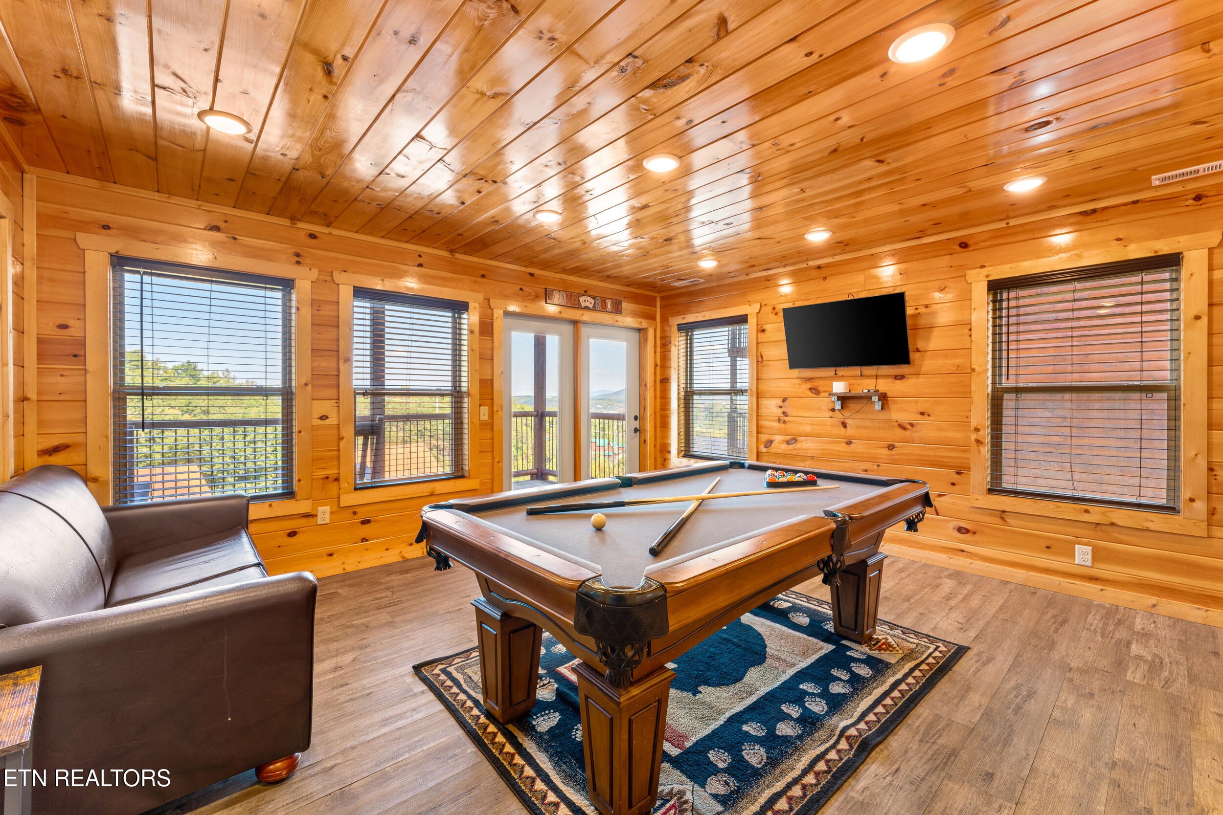 3307 Pine Peak Way Sevierville TN 37862