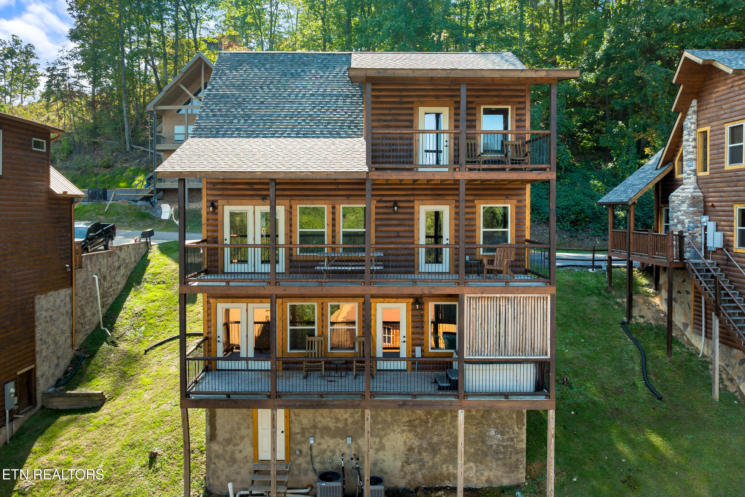 3307 Pine Peak Way Sevierville TN 37862