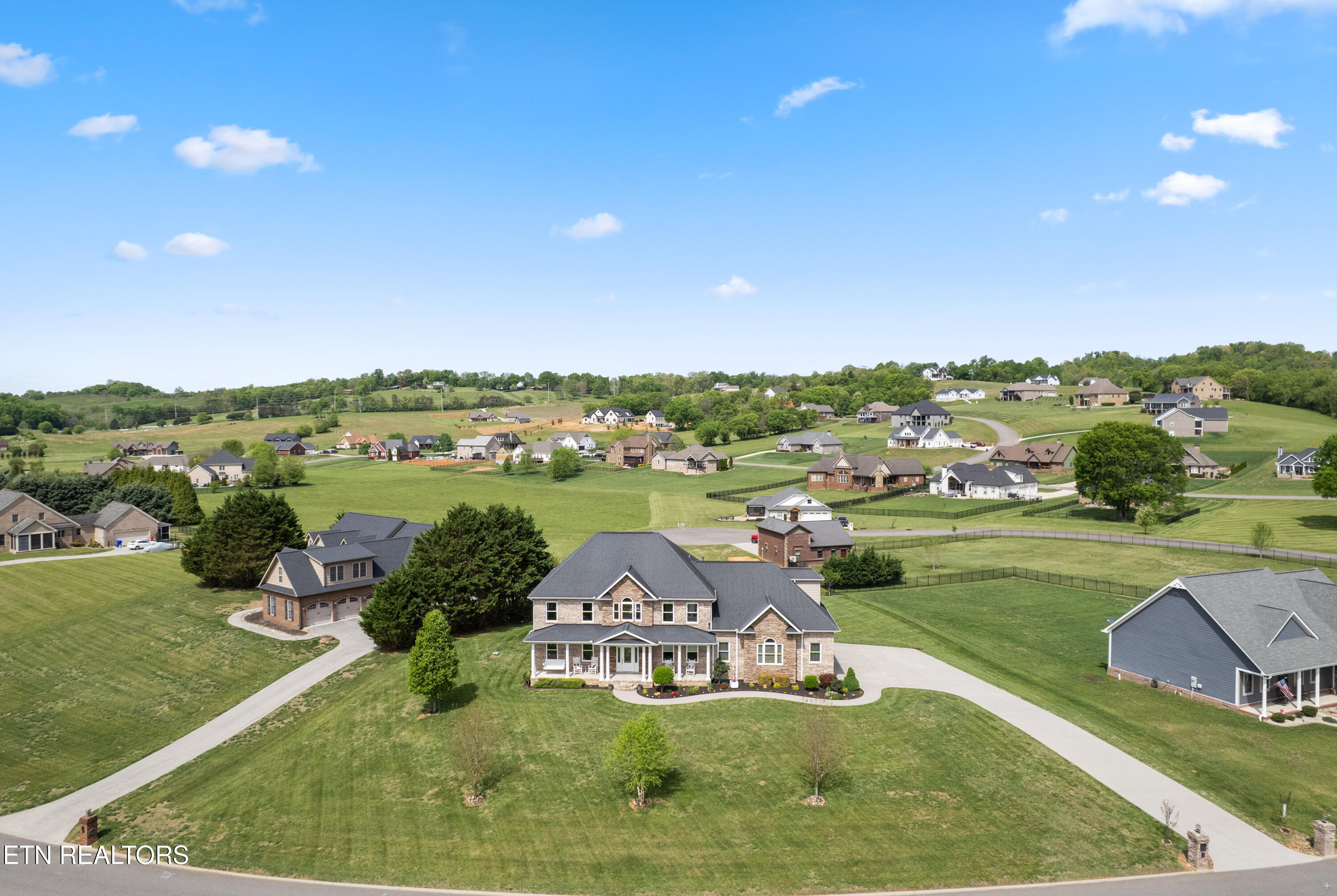 2725 River Island Boulevard Kodak TN 37764