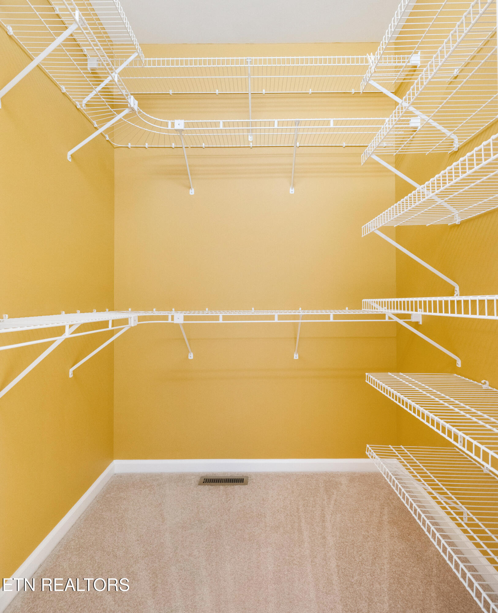 5439 Kesterbrooke Boulevard Knoxville TN 37918