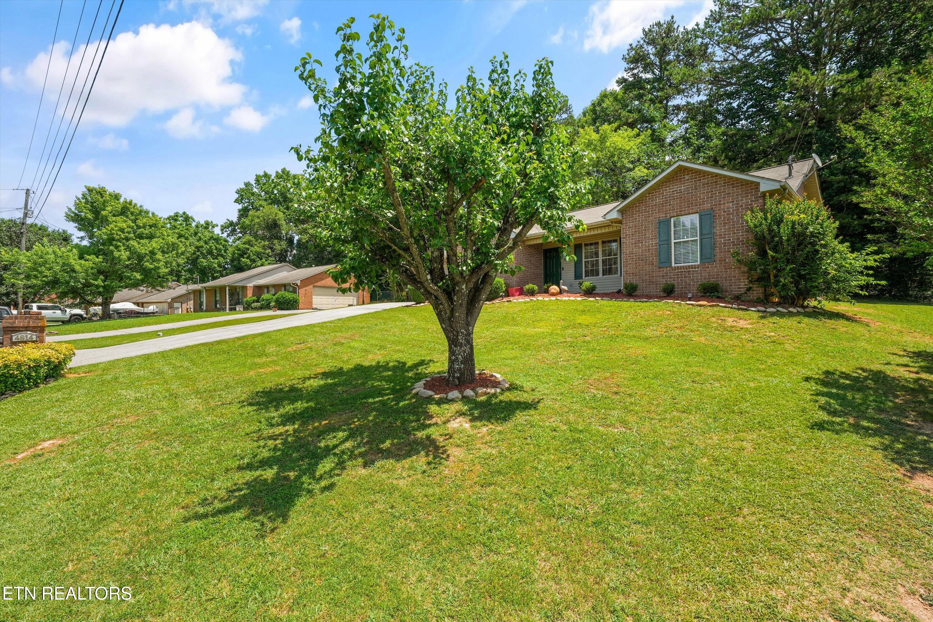 4814 Evangeline Lane Knoxville TN 37938