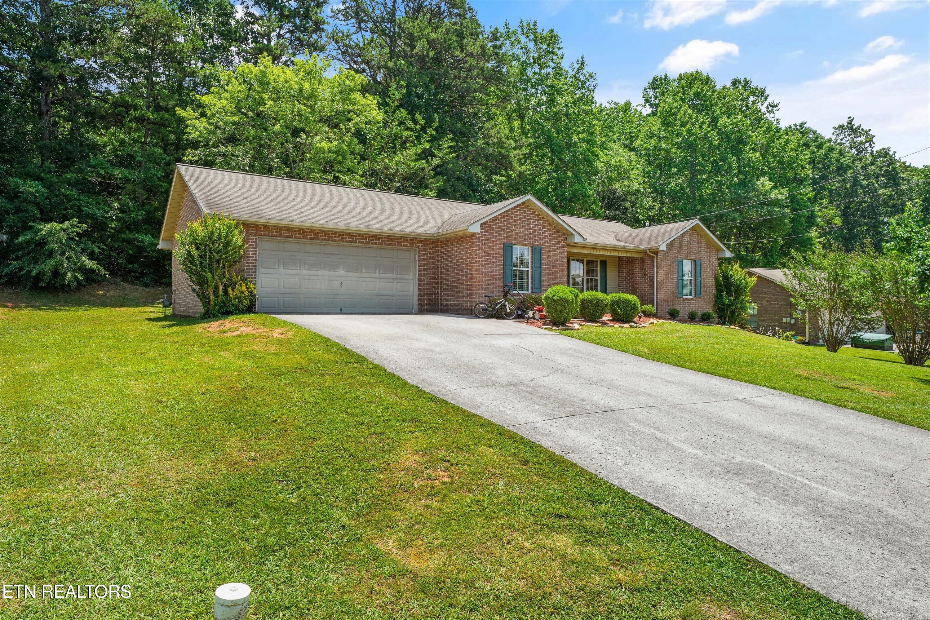 4814 Evangeline Lane Knoxville TN 37938
