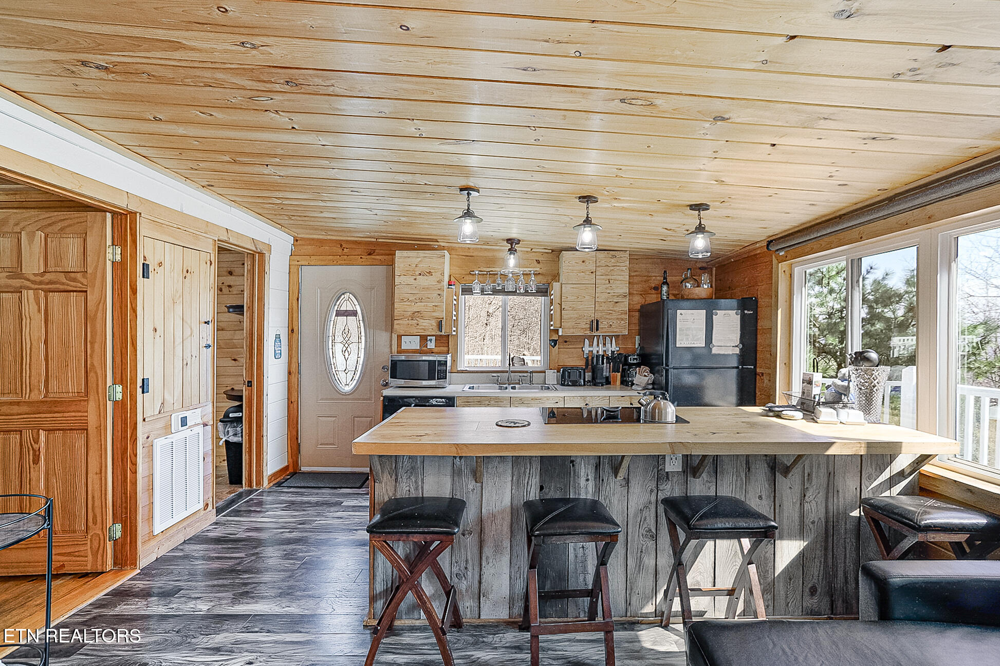 2592 Bluff Mountain Road Sevierville TN 37876