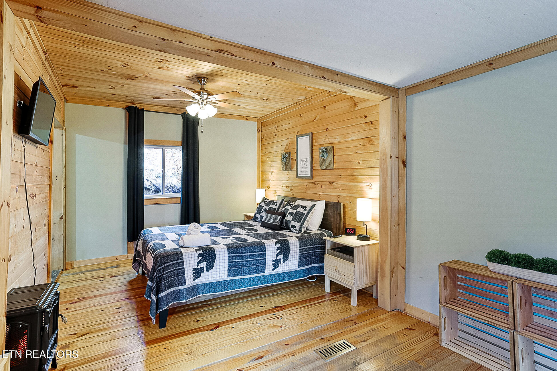 2592 Bluff Mountain Road Sevierville TN 37876