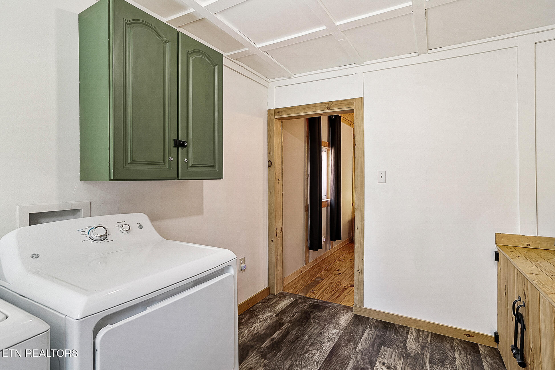 2592 Bluff Mountain Road Sevierville TN 37876