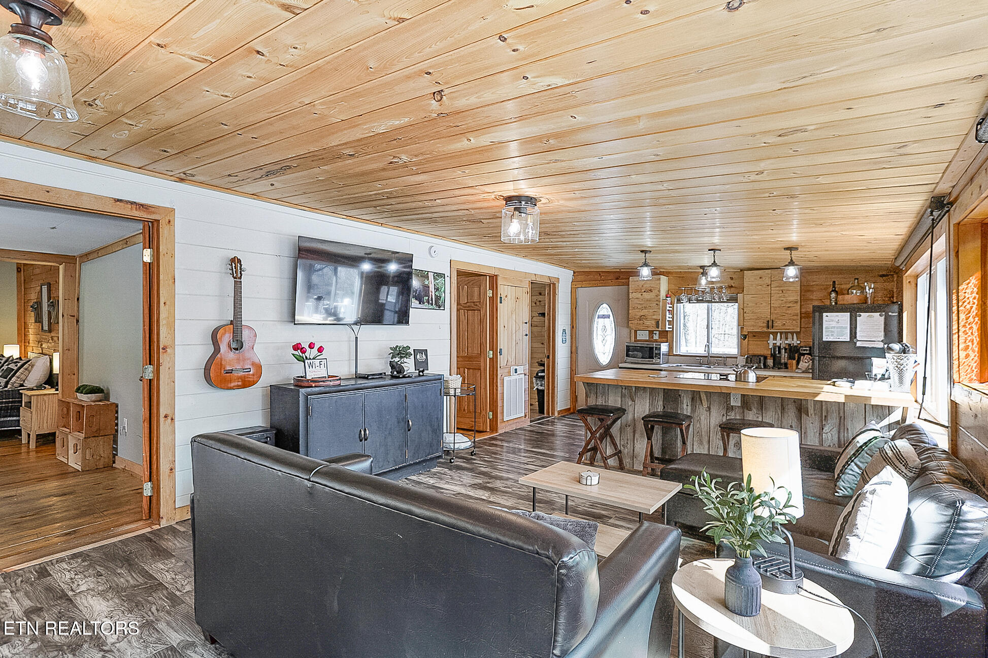 2592 Bluff Mountain Road Sevierville TN 37876