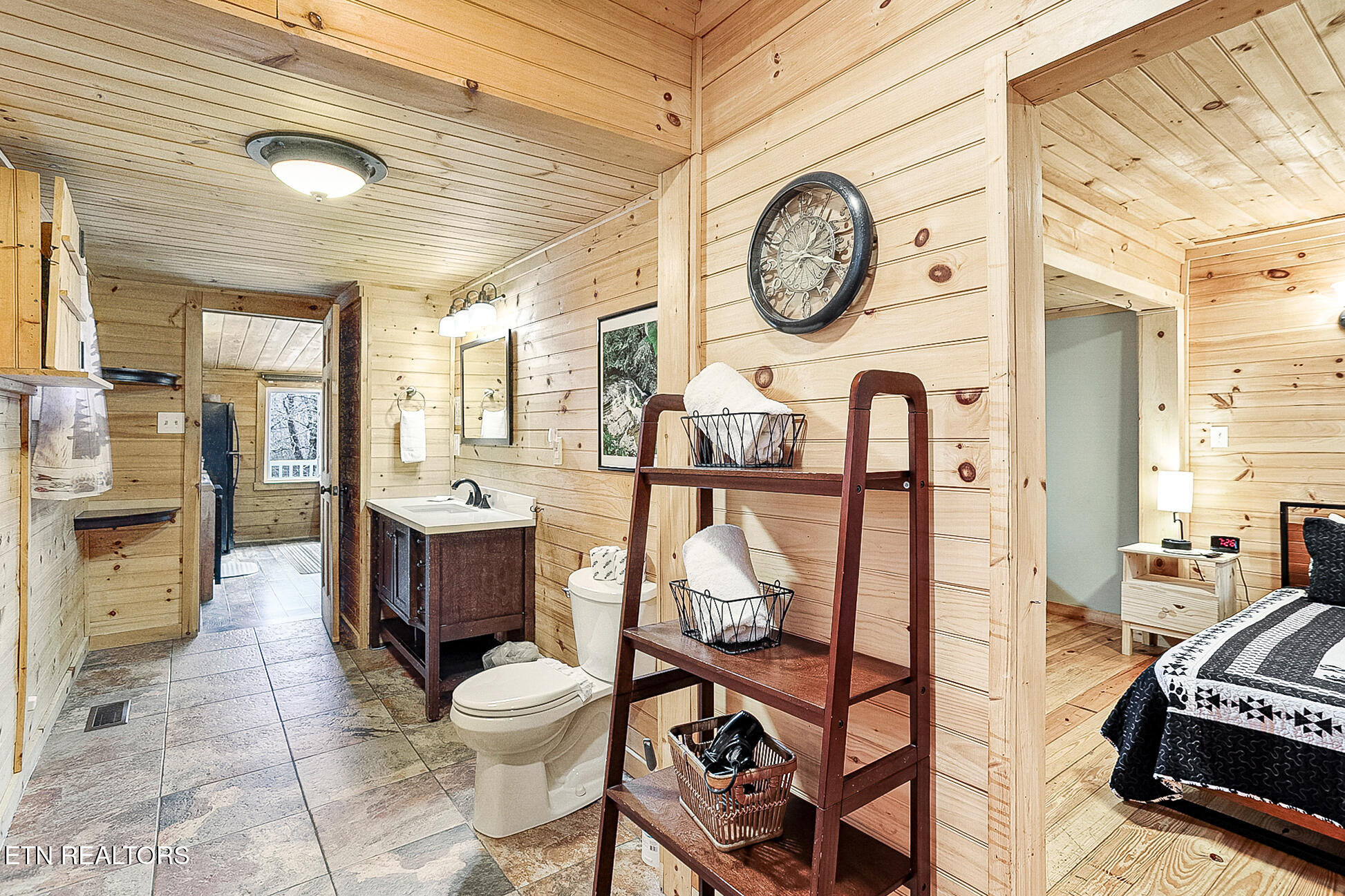 2592 Bluff Mountain Road Sevierville TN 37876
