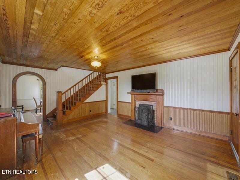 161 Alley Road Andersonville TN 37705