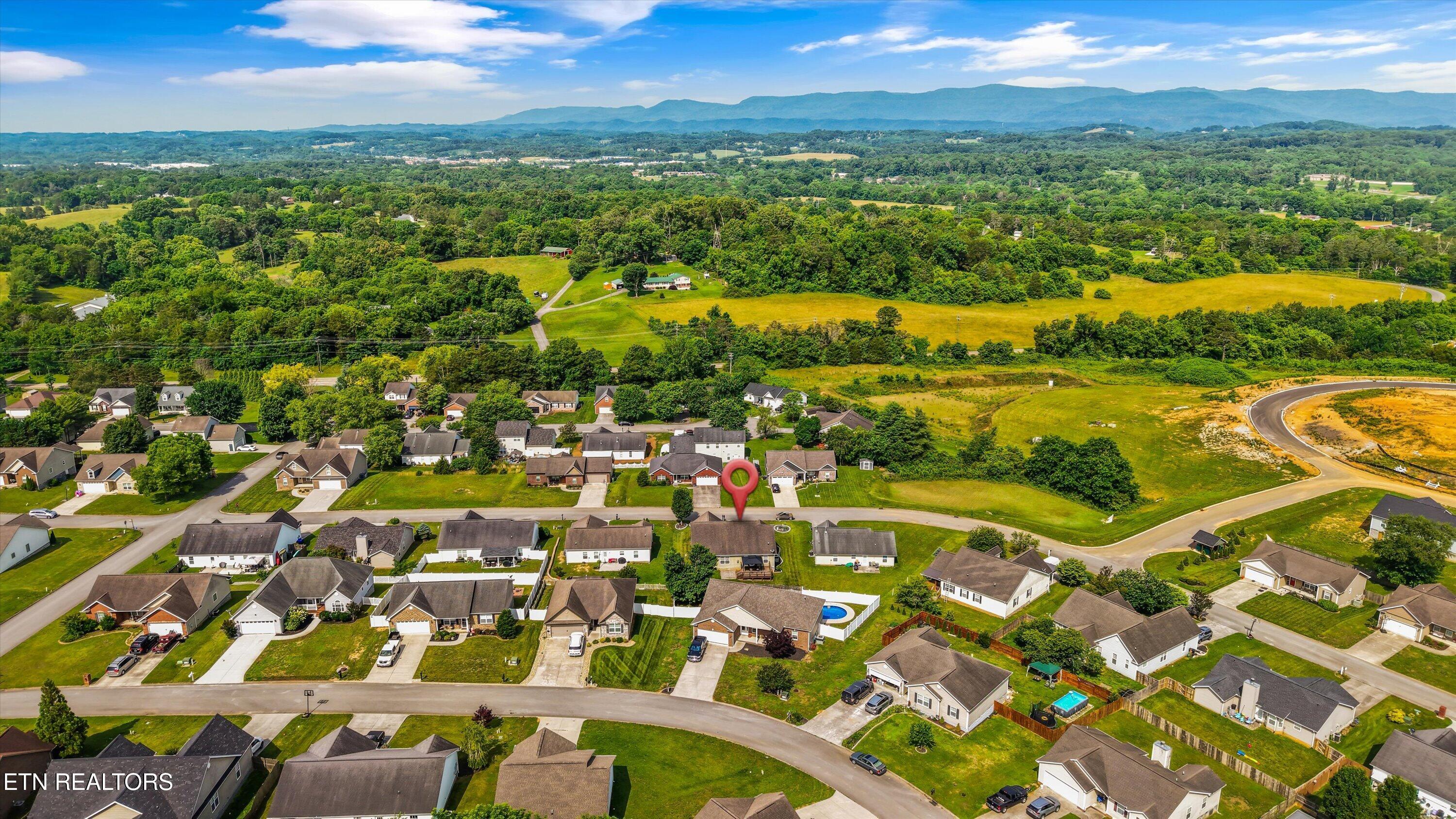 118 Cornerstone Circle Clinton TN 37716