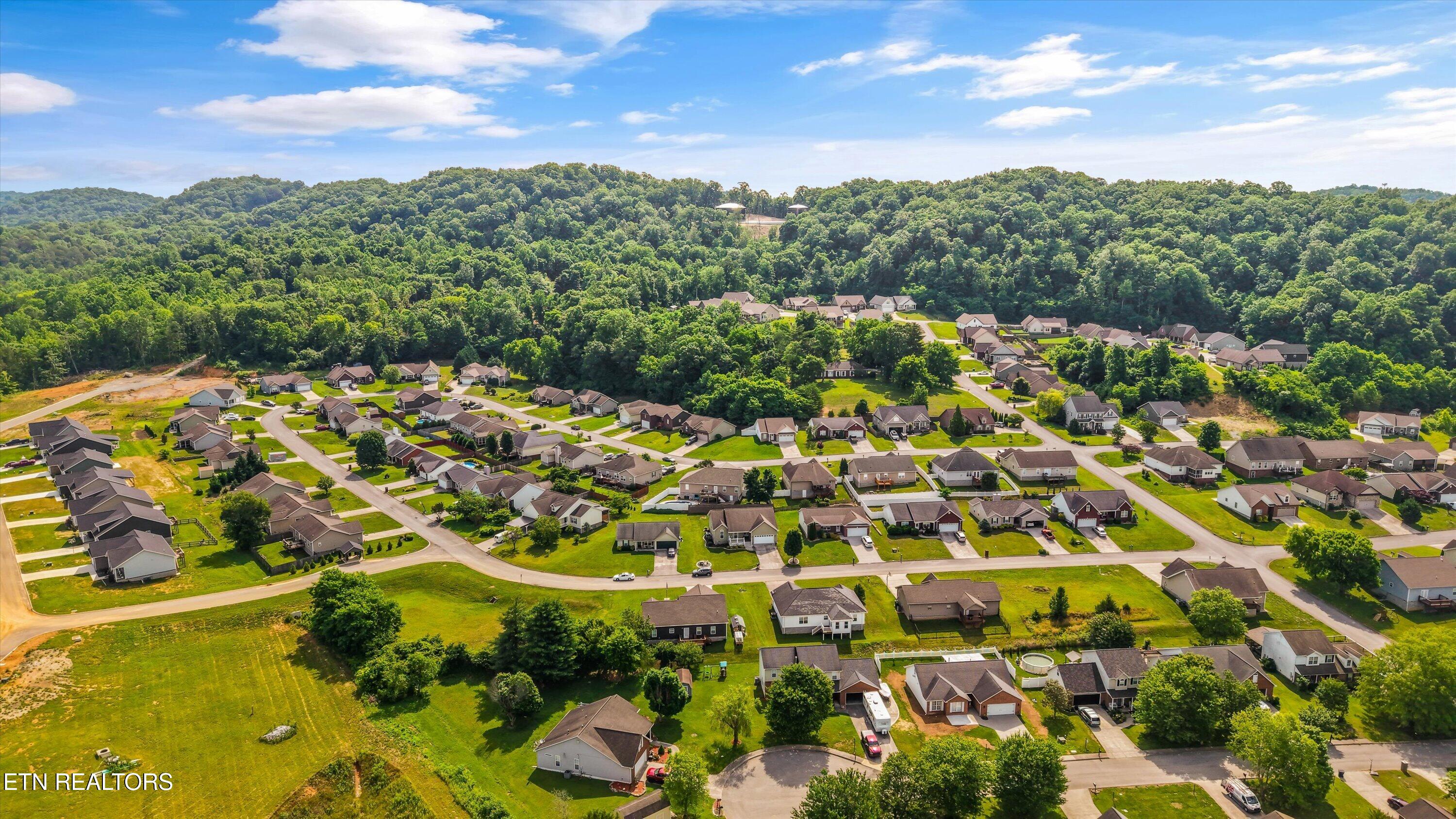 118 Cornerstone Circle Clinton TN 37716