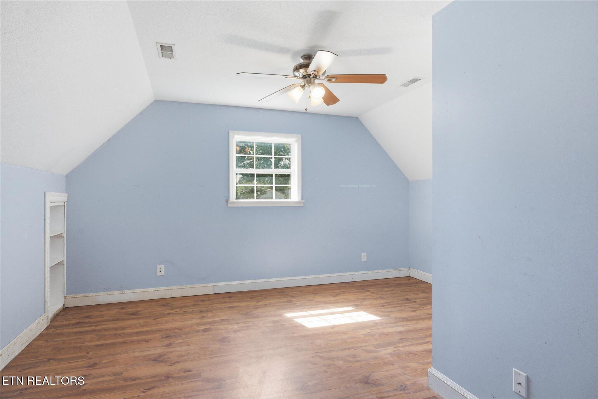 405 Douglas Lane Clinton TN 37716