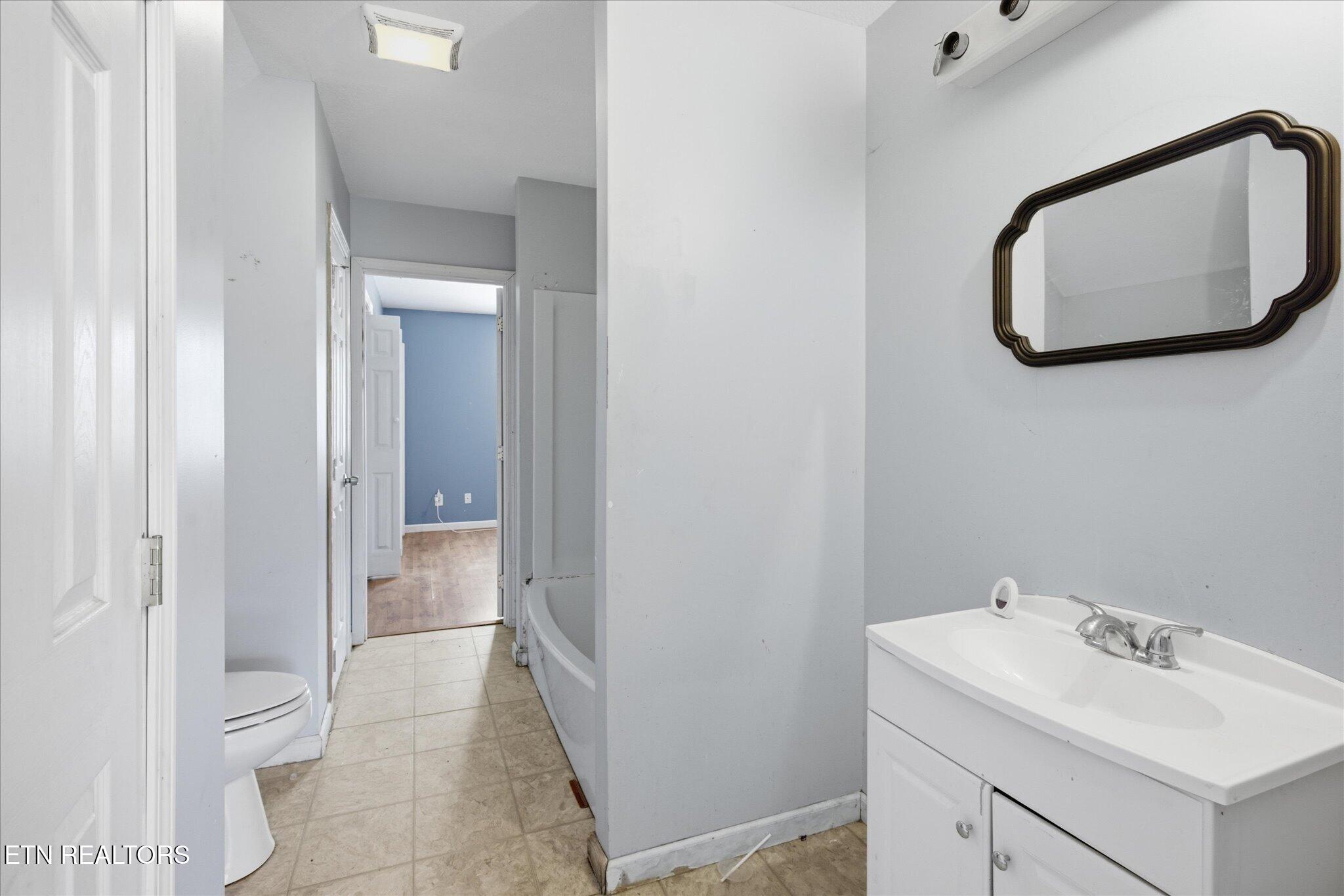 405 Douglas Lane Clinton TN 37716