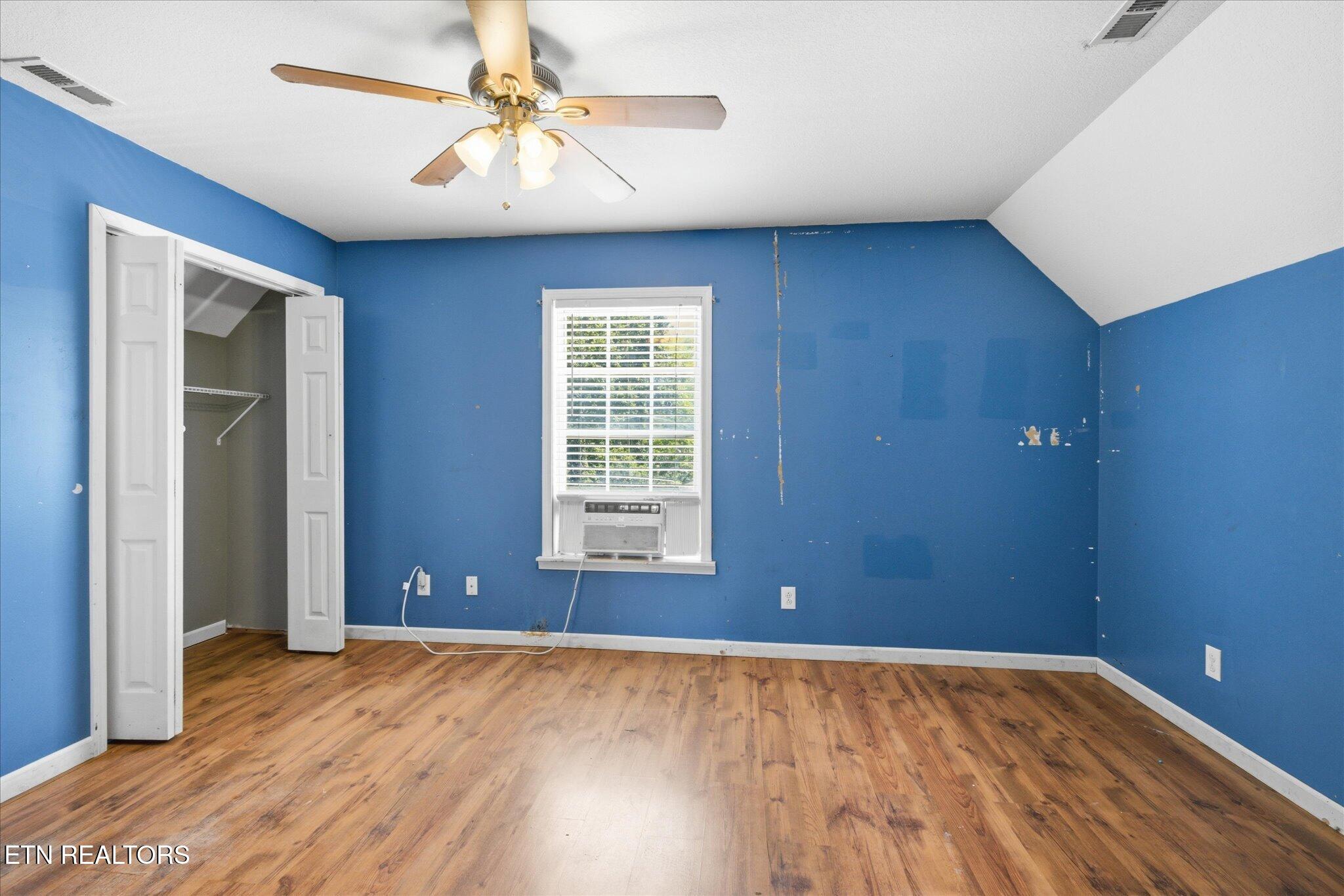 405 Douglas Lane Clinton TN 37716