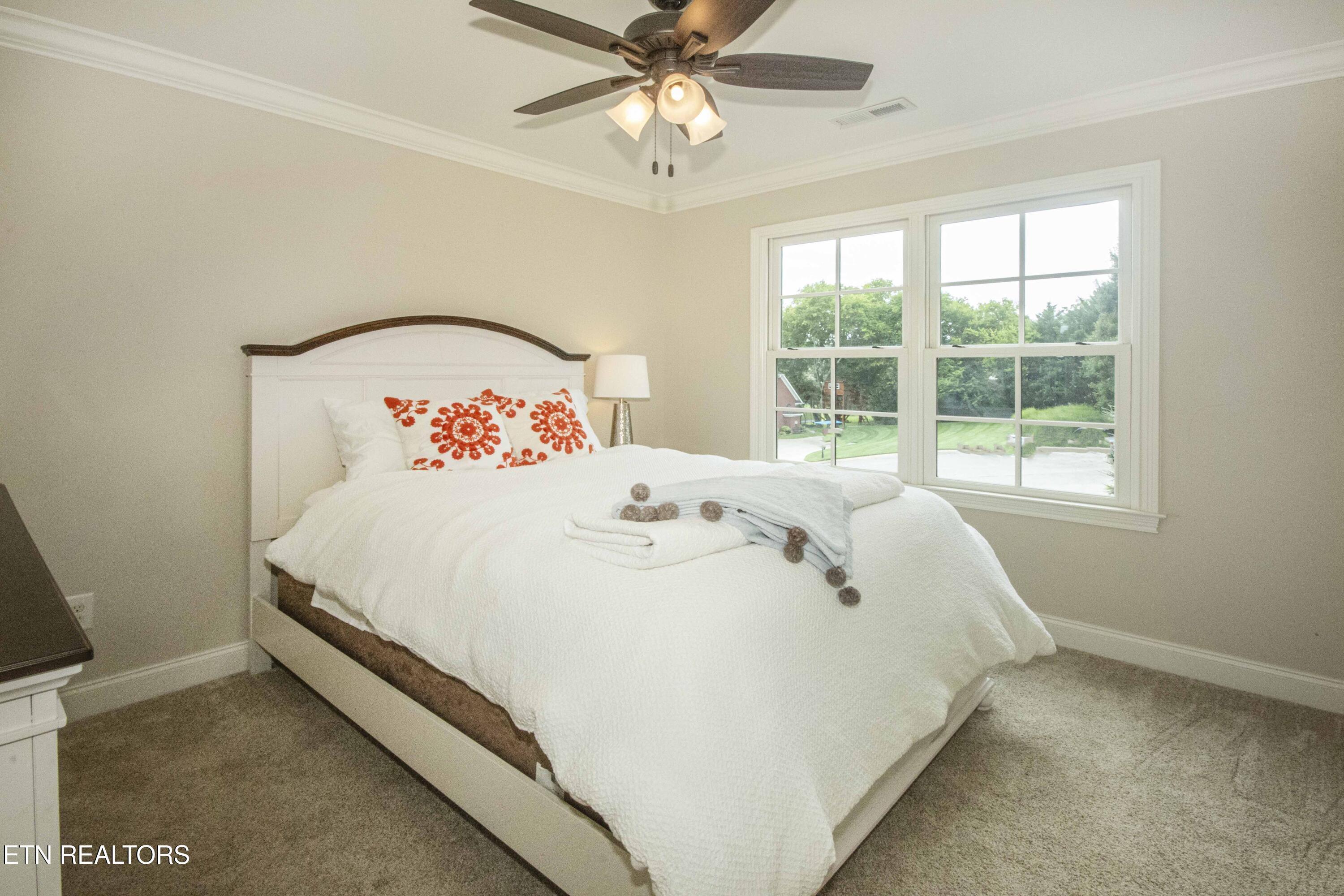 906 Broken Shaft Lane Knoxville TN 37922