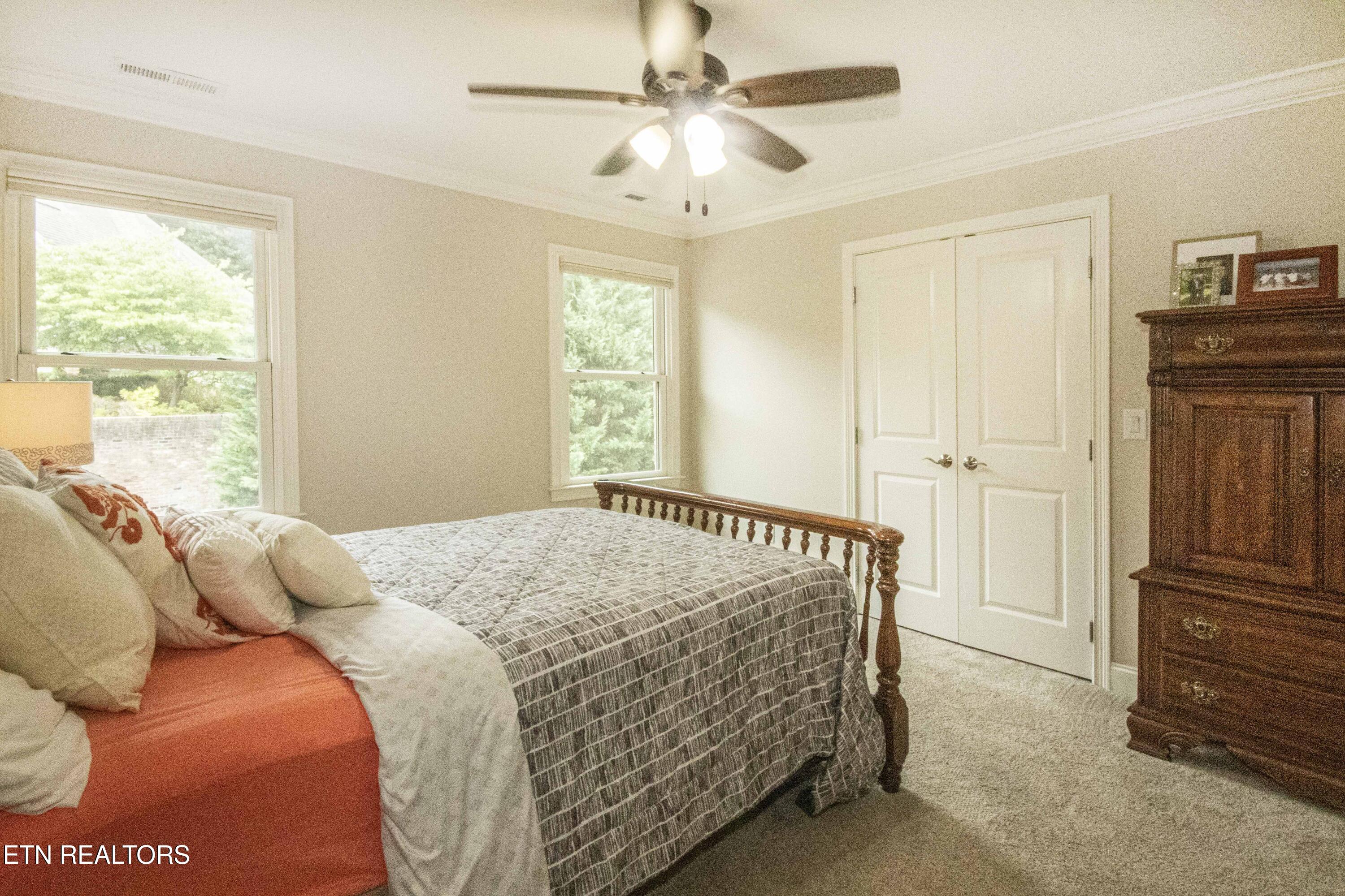 906 Broken Shaft Lane Knoxville TN 37922