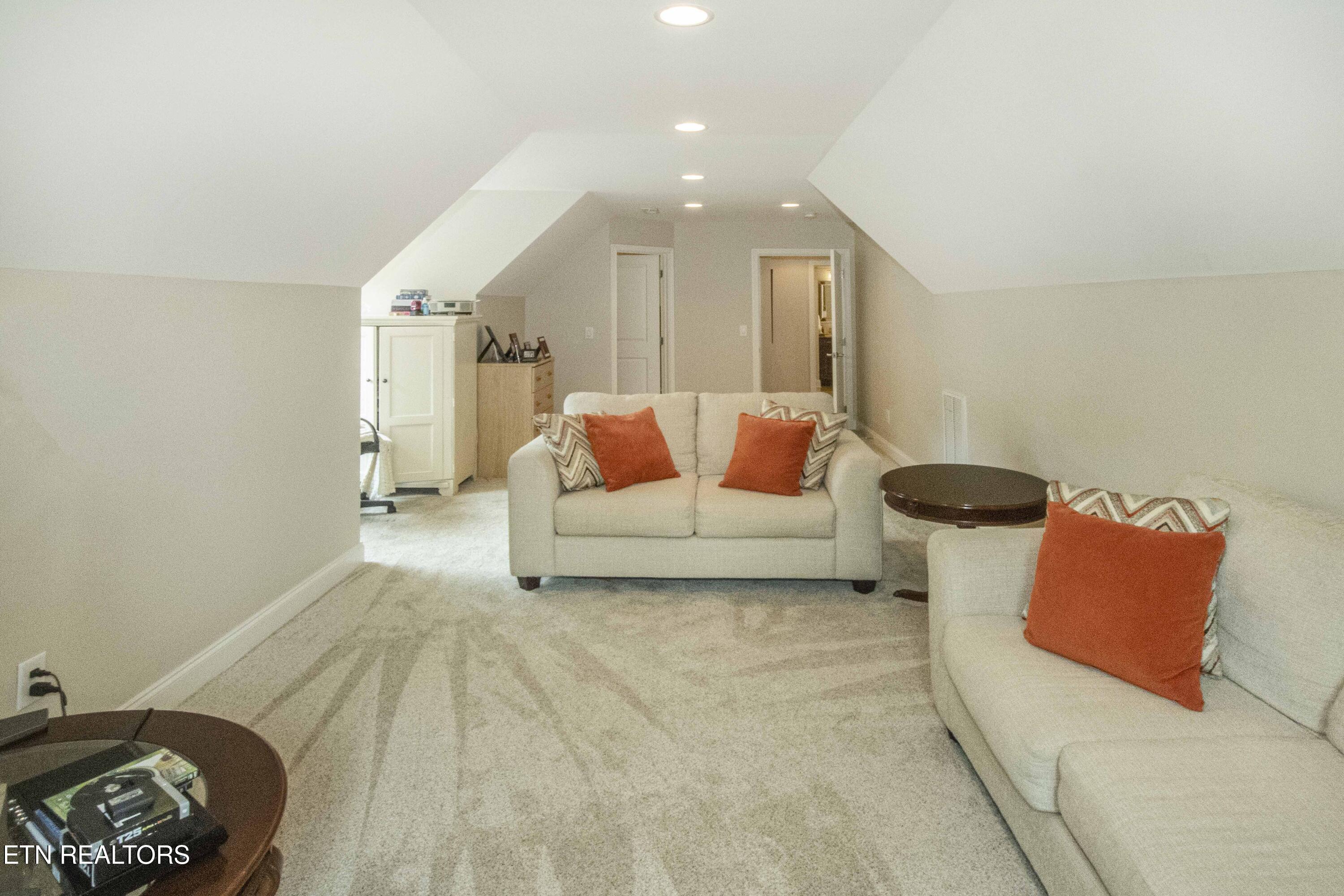 906 Broken Shaft Lane Knoxville TN 37922