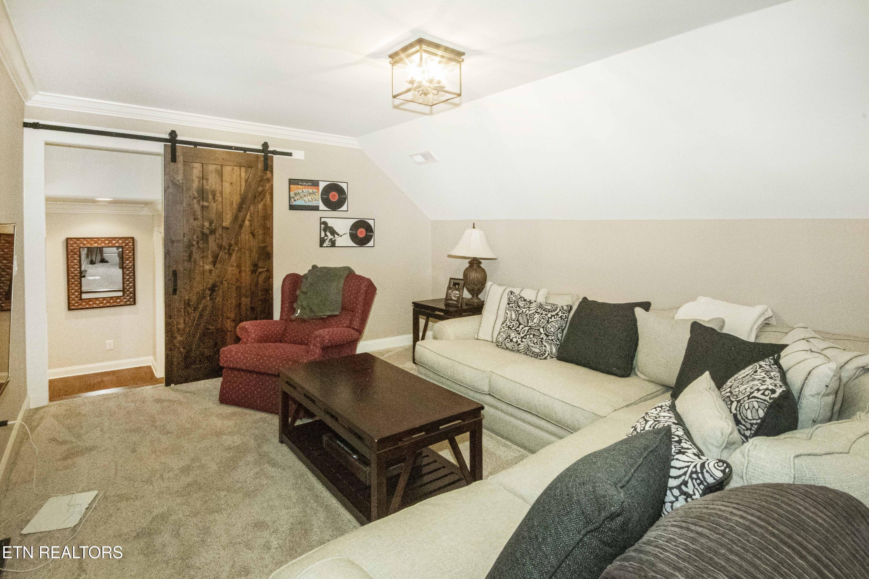 906 Broken Shaft Lane Knoxville TN 37922