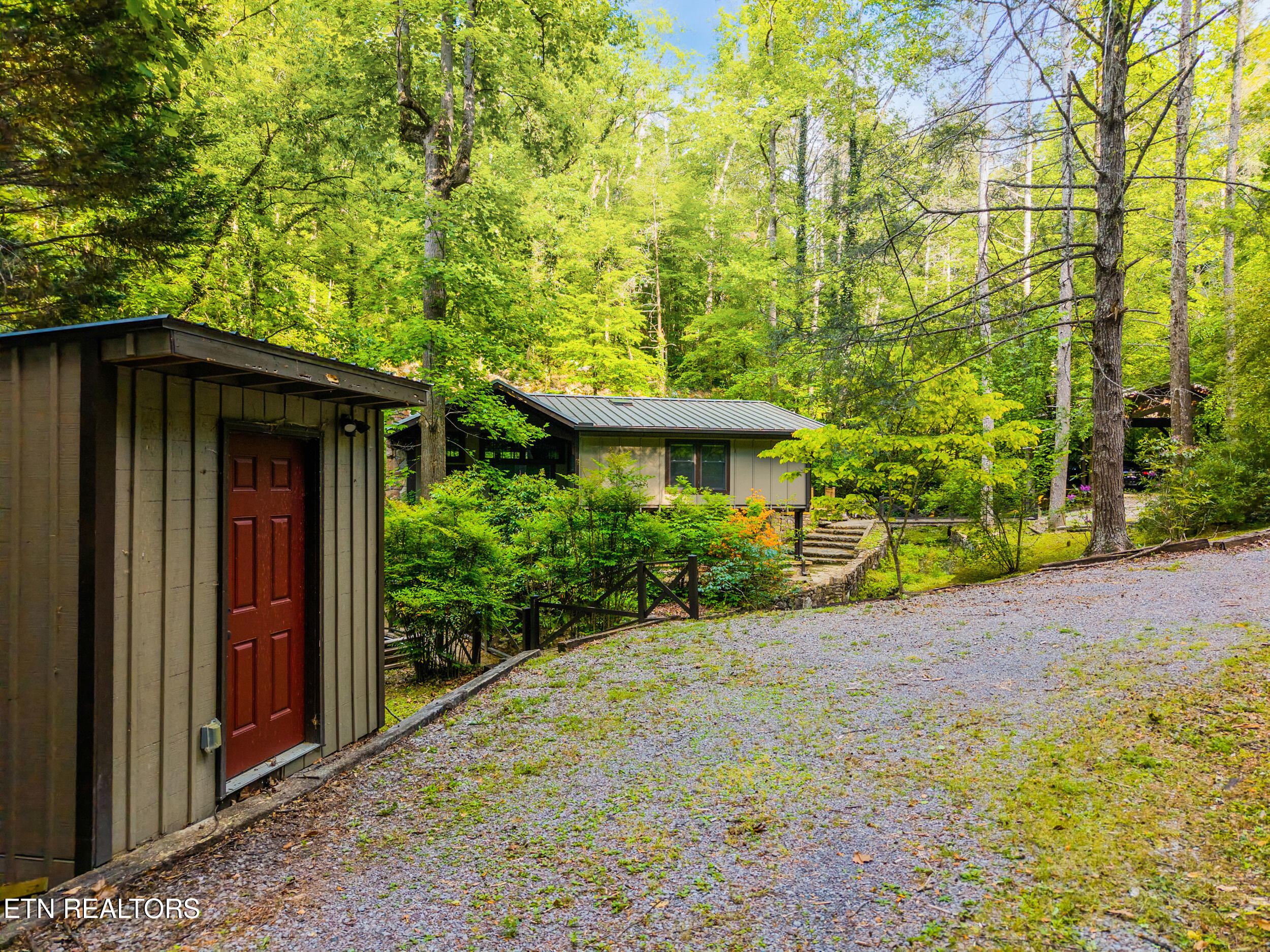 259 Black Mash Hollow Road Townsend TN 37882