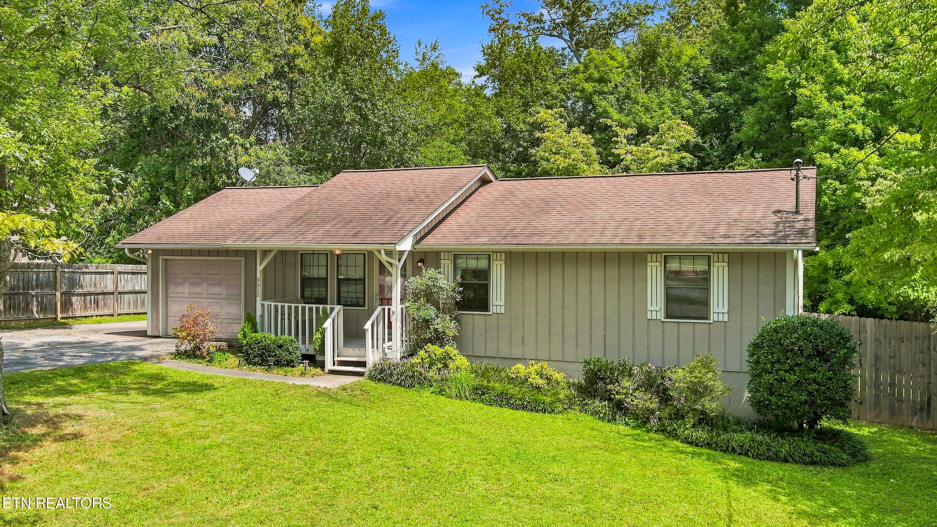 6612 Bay Circle Drive Knoxville TN 37918