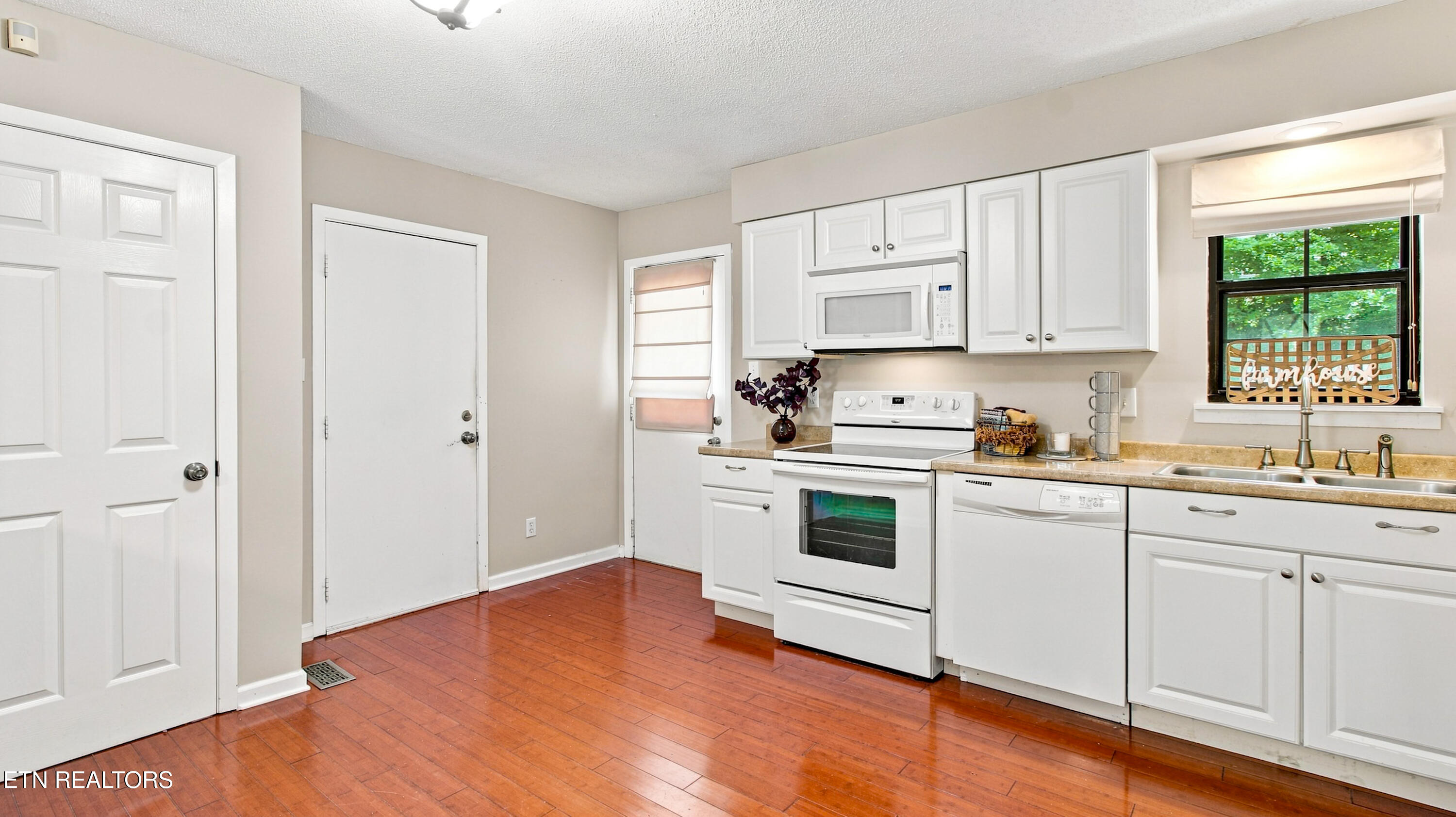 6612 Bay Circle Drive Knoxville TN 37918