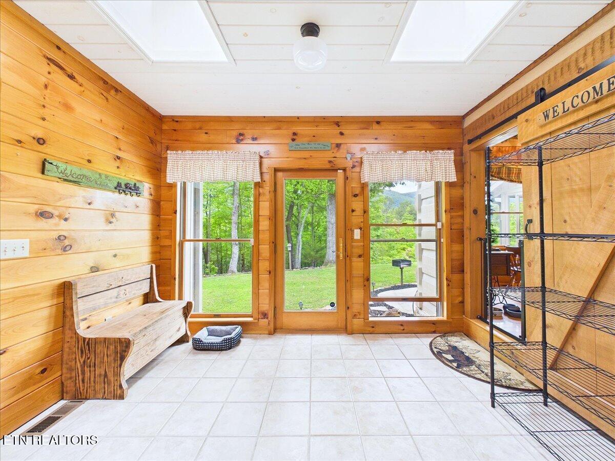 1457 Smithfield Road Tellico Plains TN 37385