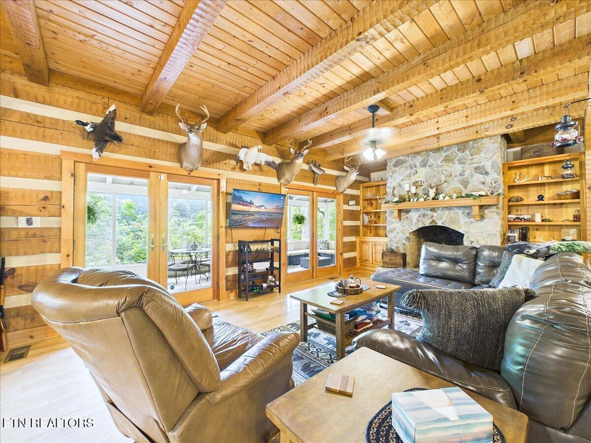 1457 Smithfield Road Tellico Plains TN 37385