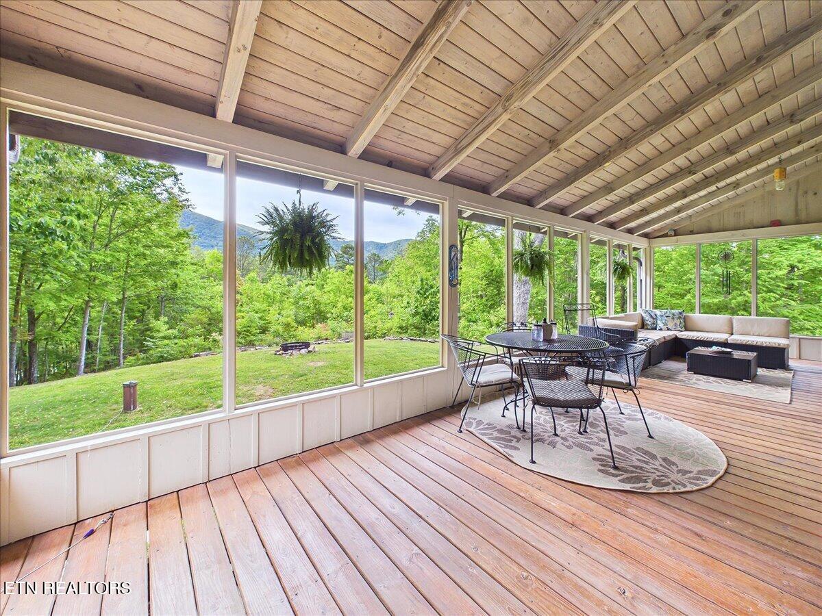 1457 Smithfield Road Tellico Plains TN 37385