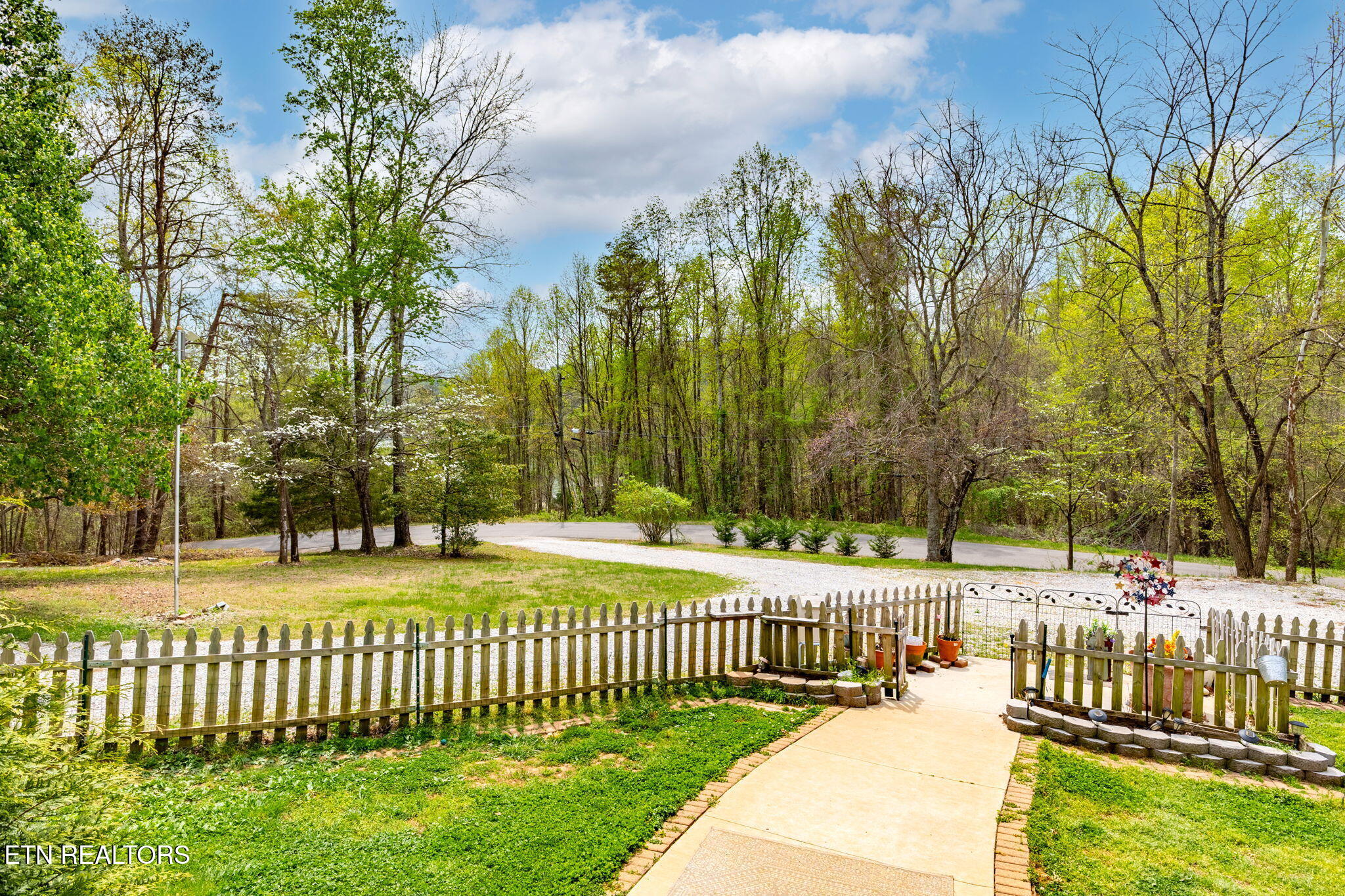 117 Watkins Lane Jacksboro TN 37757