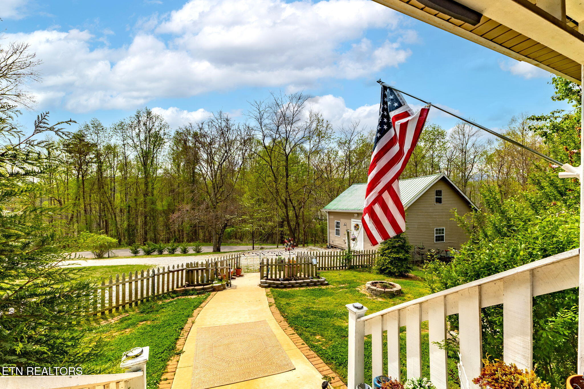 117 Watkins Lane Jacksboro TN 37757
