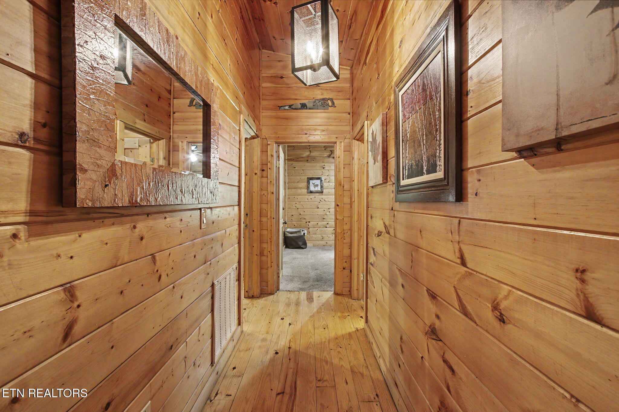 1999 E Mountain View Way Sevierville TN 37876