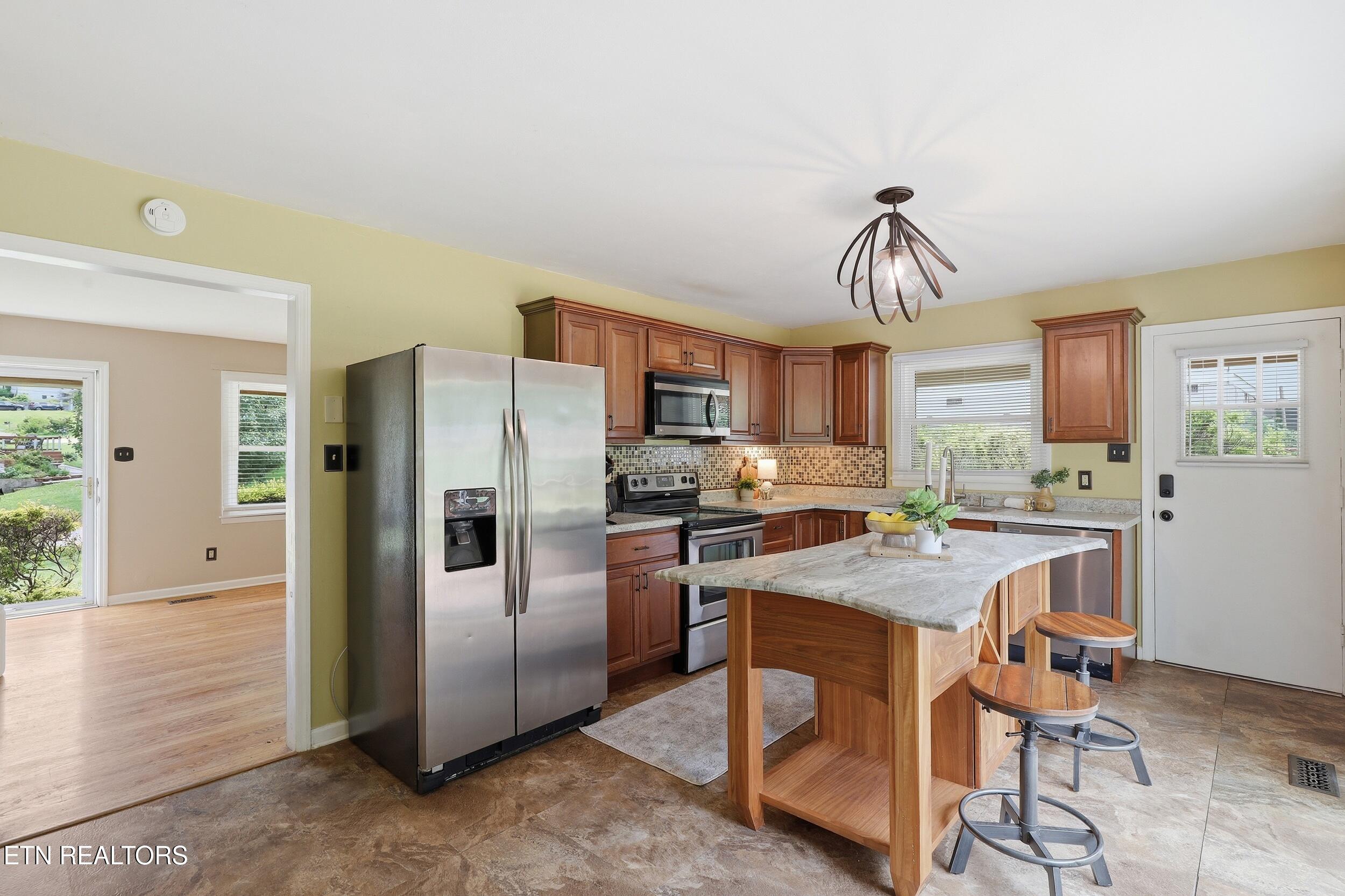 4933 Fleetwood Drive Knoxville TN 37921