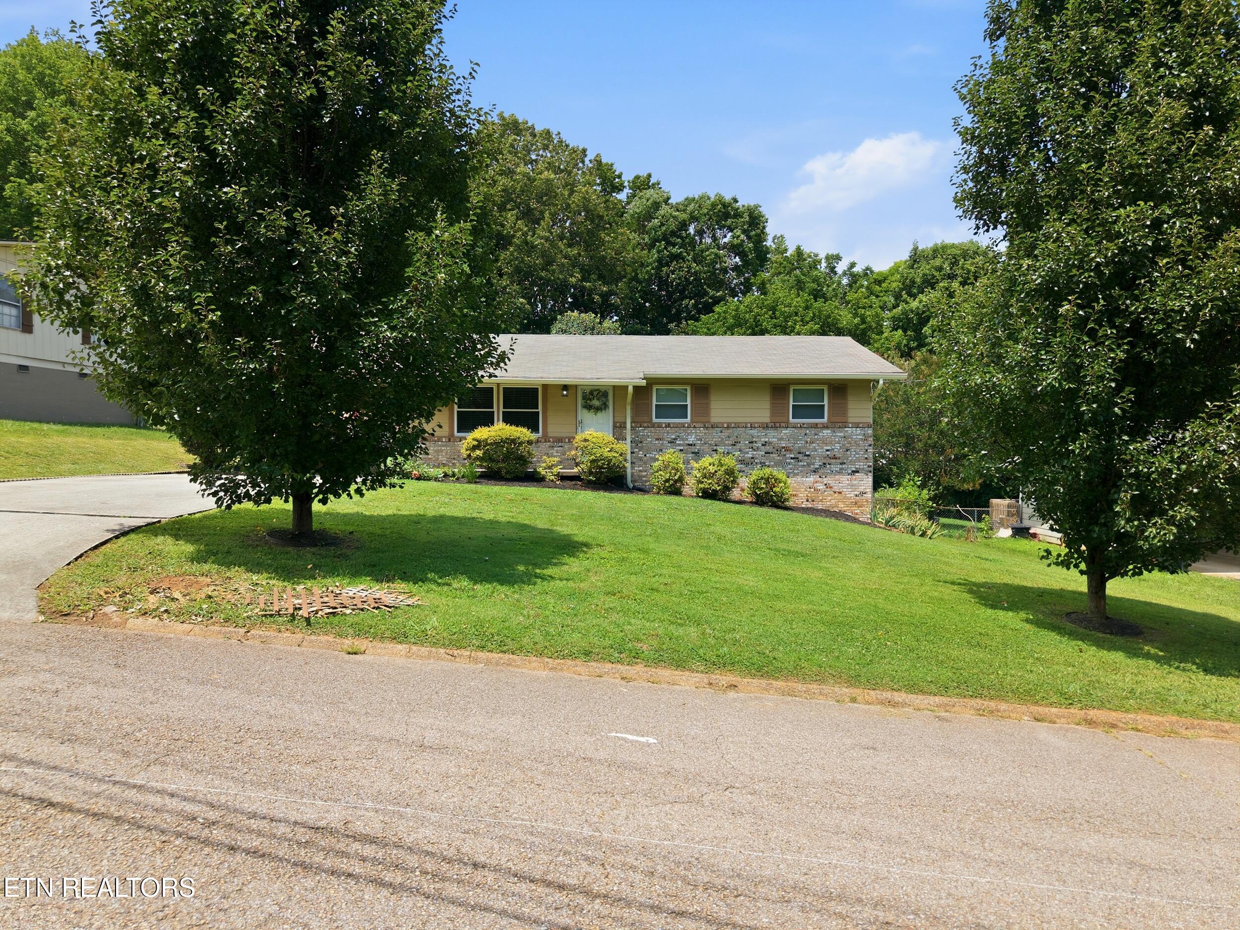 4933 Fleetwood Drive Knoxville TN 37921