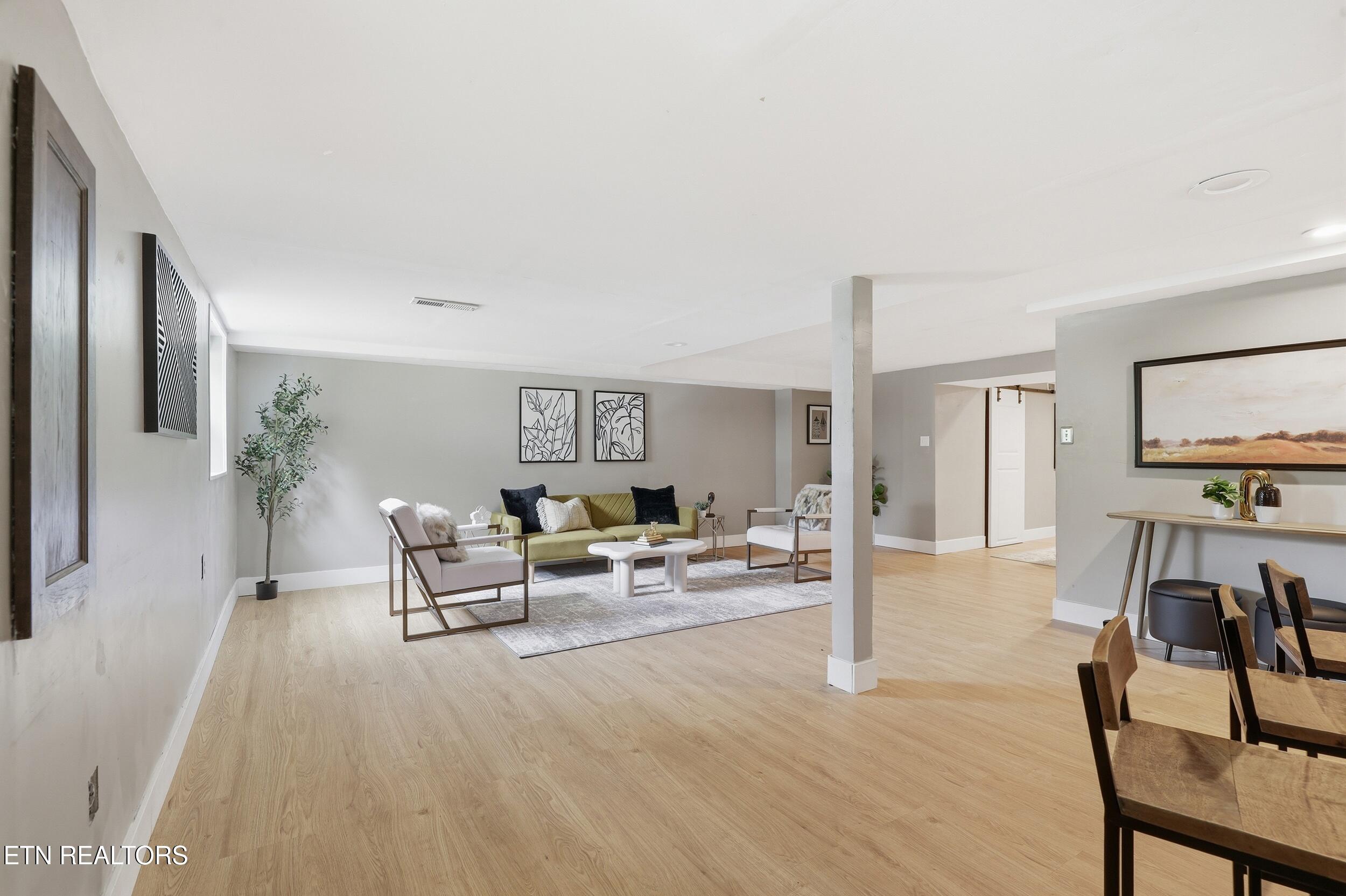 4933 Fleetwood Drive Knoxville TN 37921