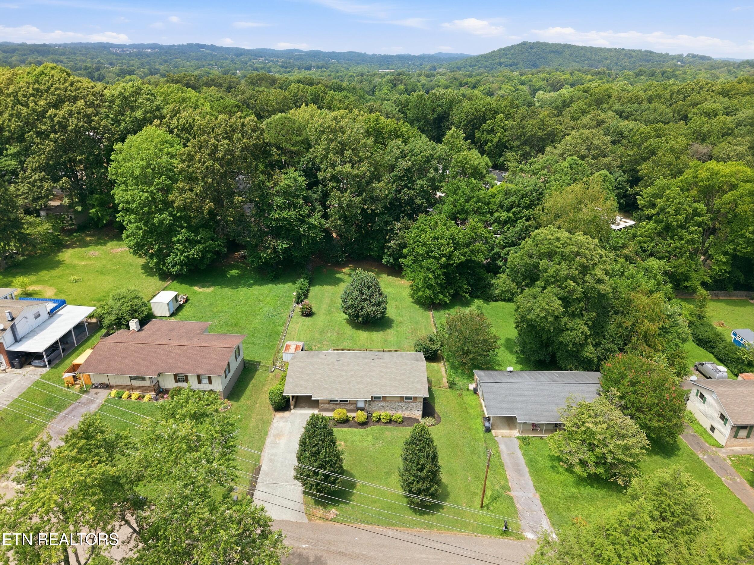 4933 Fleetwood Drive Knoxville TN 37921