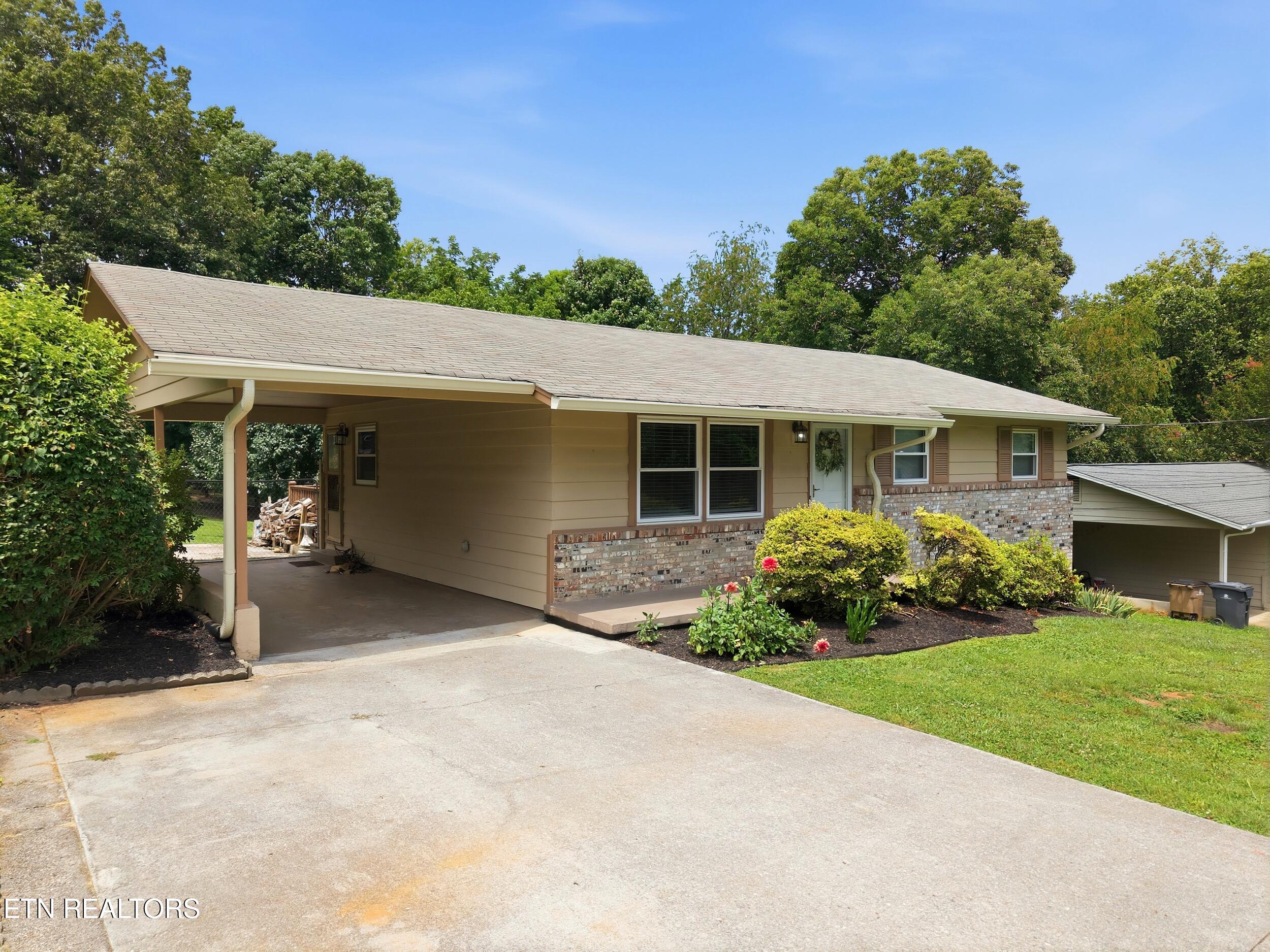4933 Fleetwood Drive Knoxville TN 37921