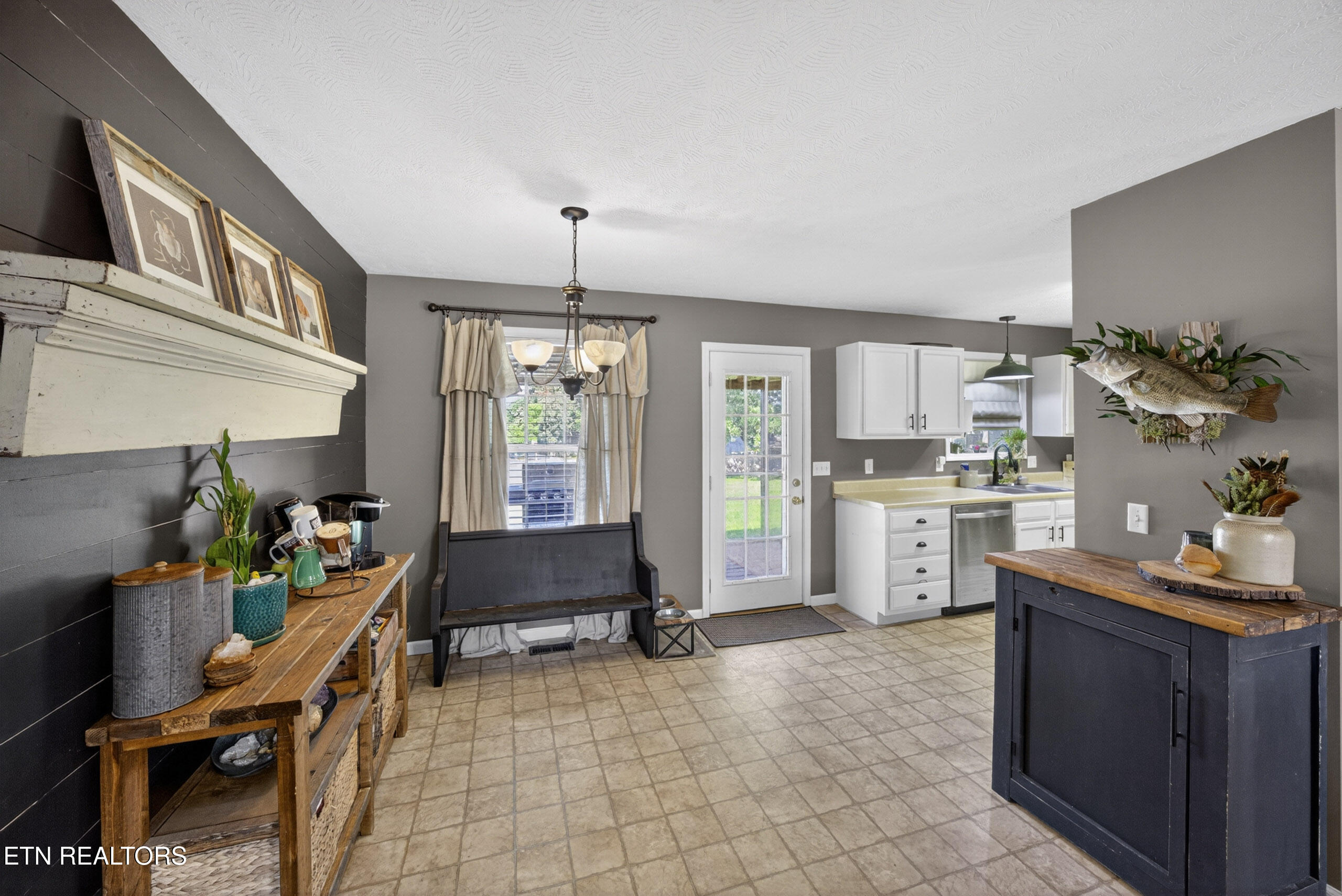 1959 Amber Meadows Road Cookeville TN 38506