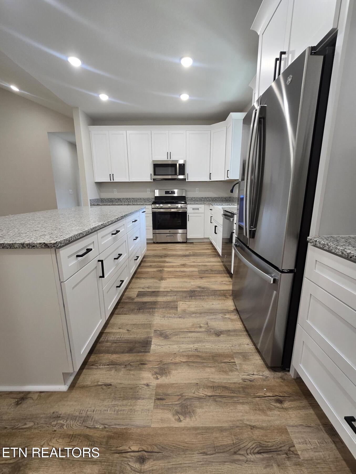 908 Evelyn Private Drive Huntsville TN 37756