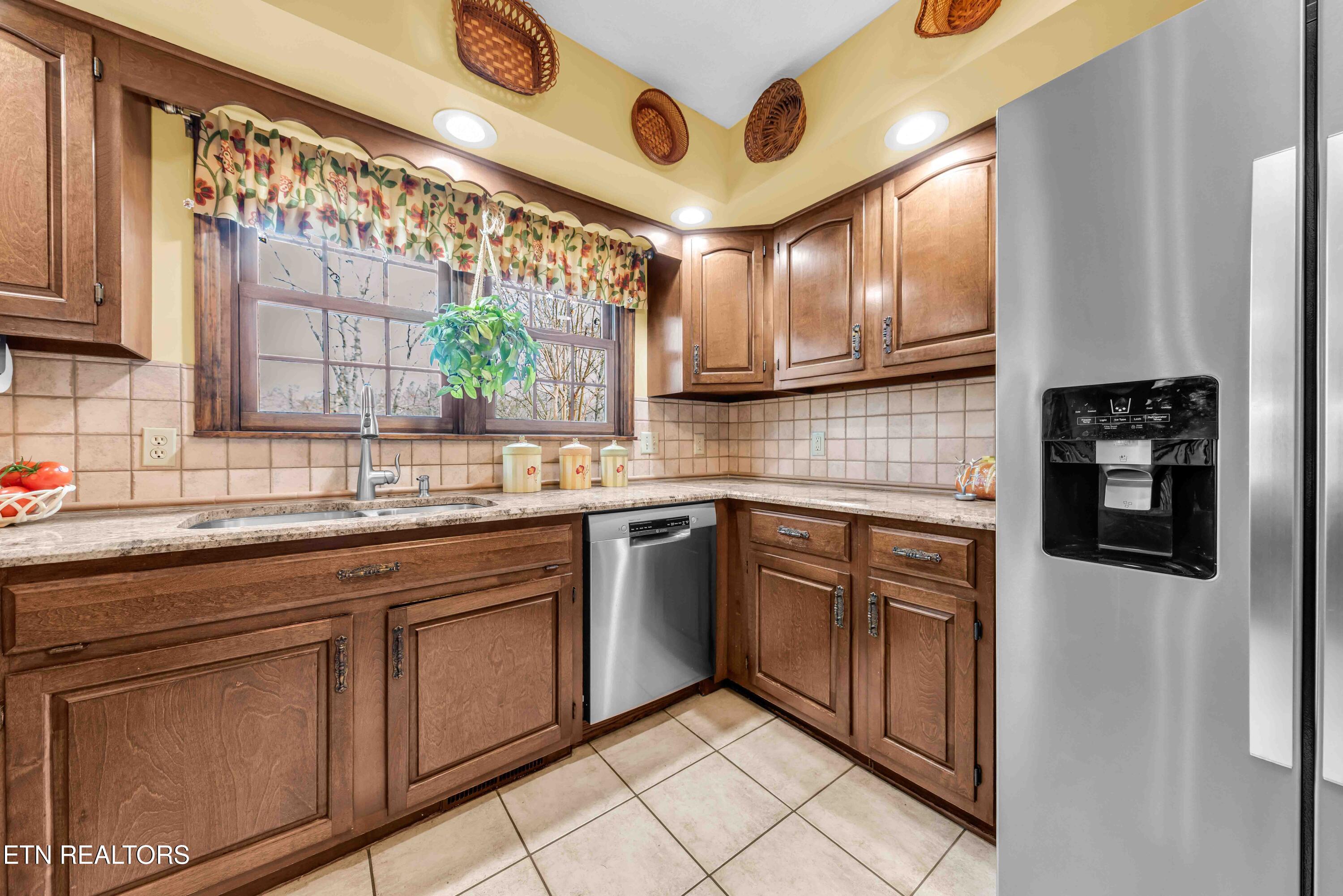 2012 Duck Cove Drive Knoxville TN 37922