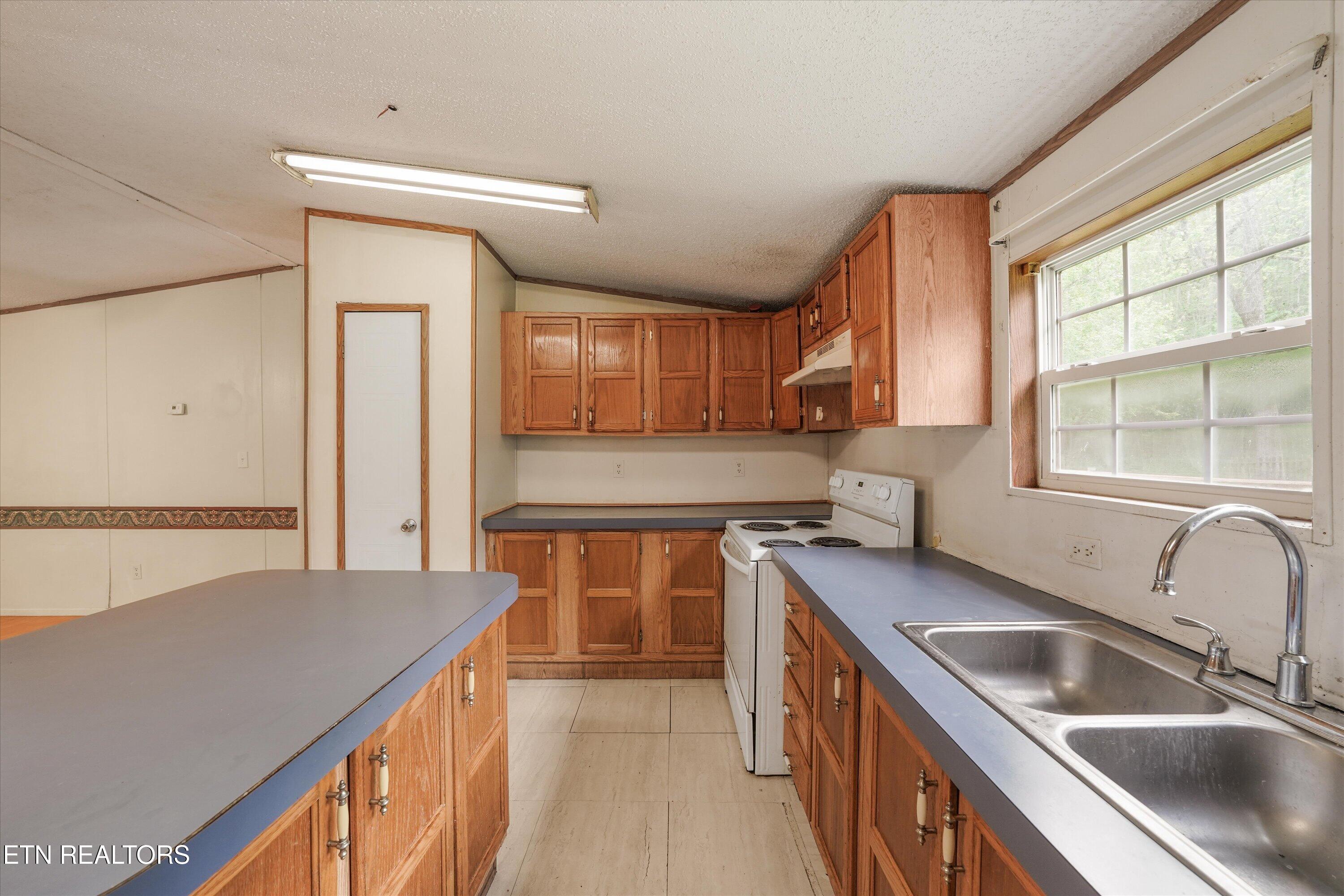 238 Bullard Ford Road Harriman TN 37748