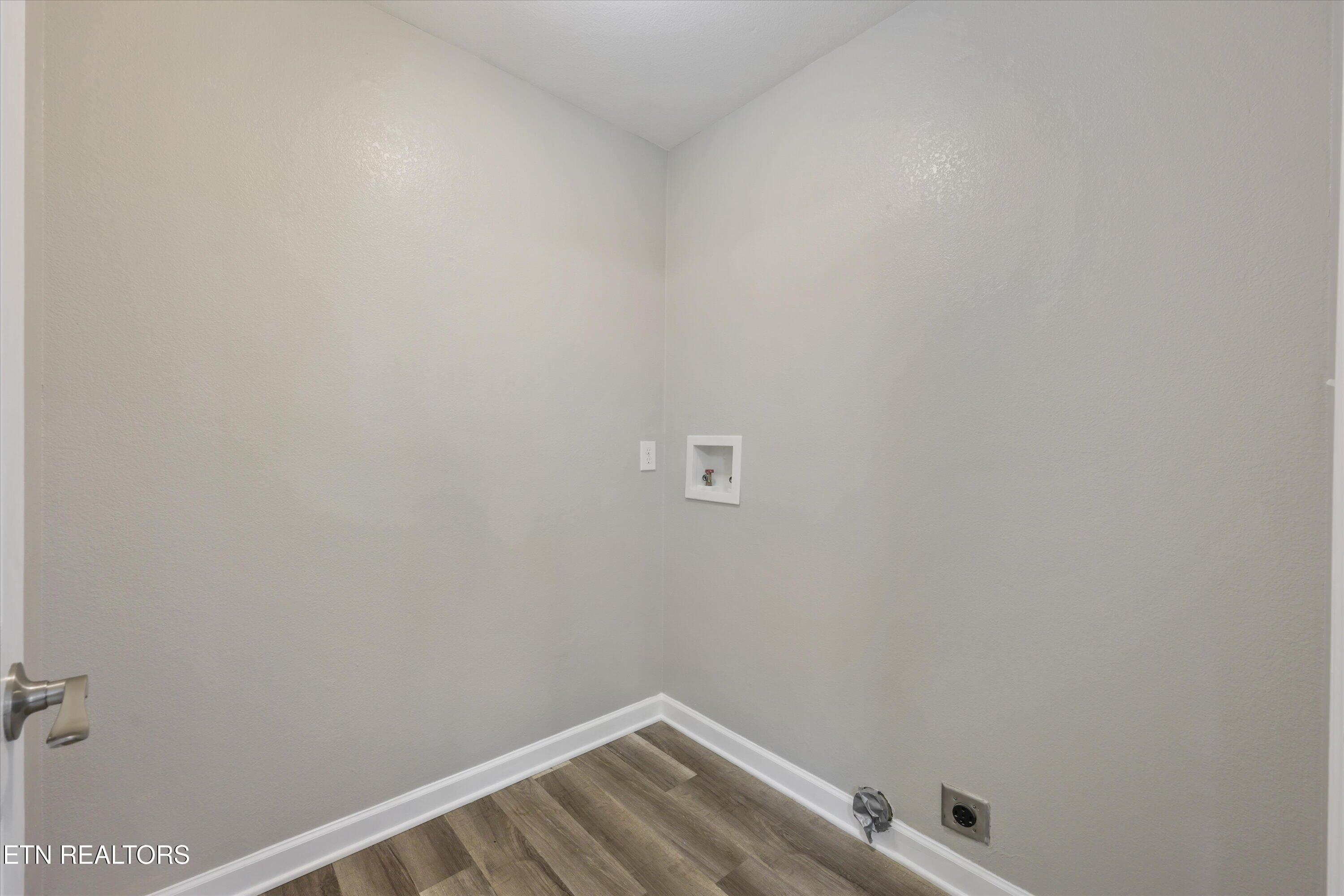 239 Carroll Hollow Road Clinton TN 37716