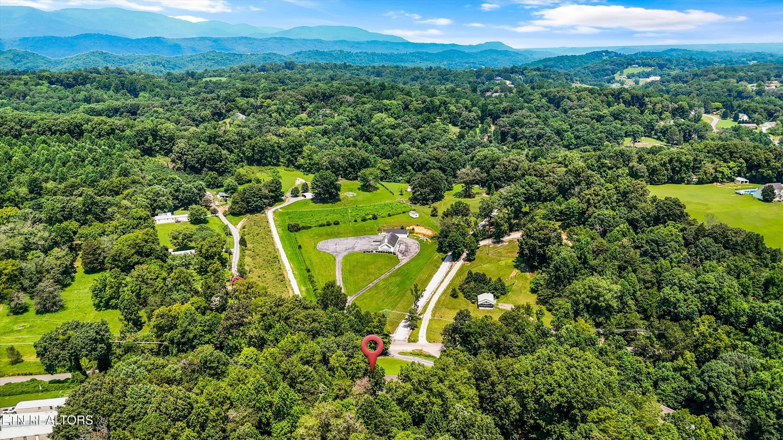 239 Carroll Hollow Road Clinton TN 37716