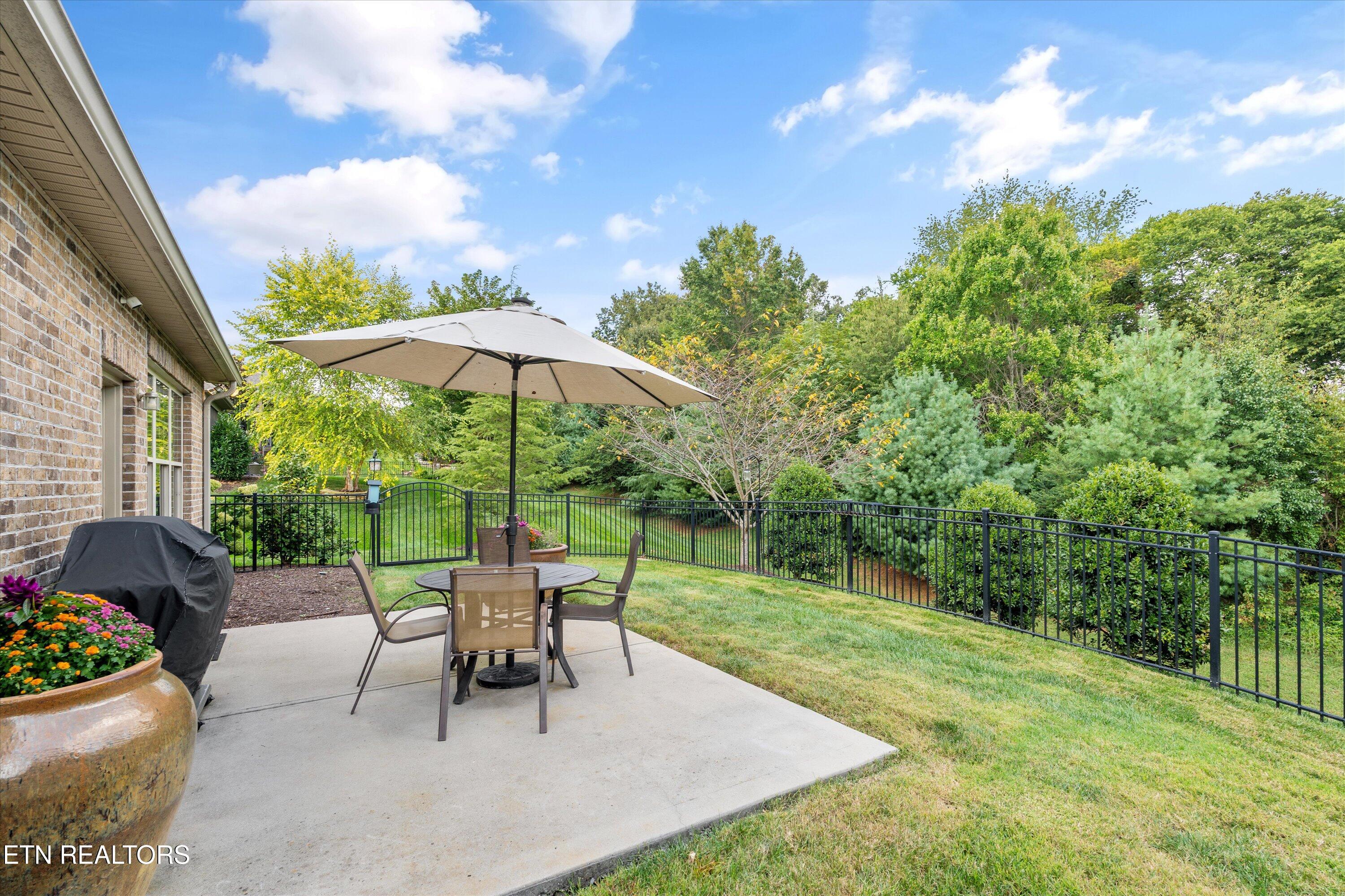818 Briarstone Lane Knoxville TN 37934