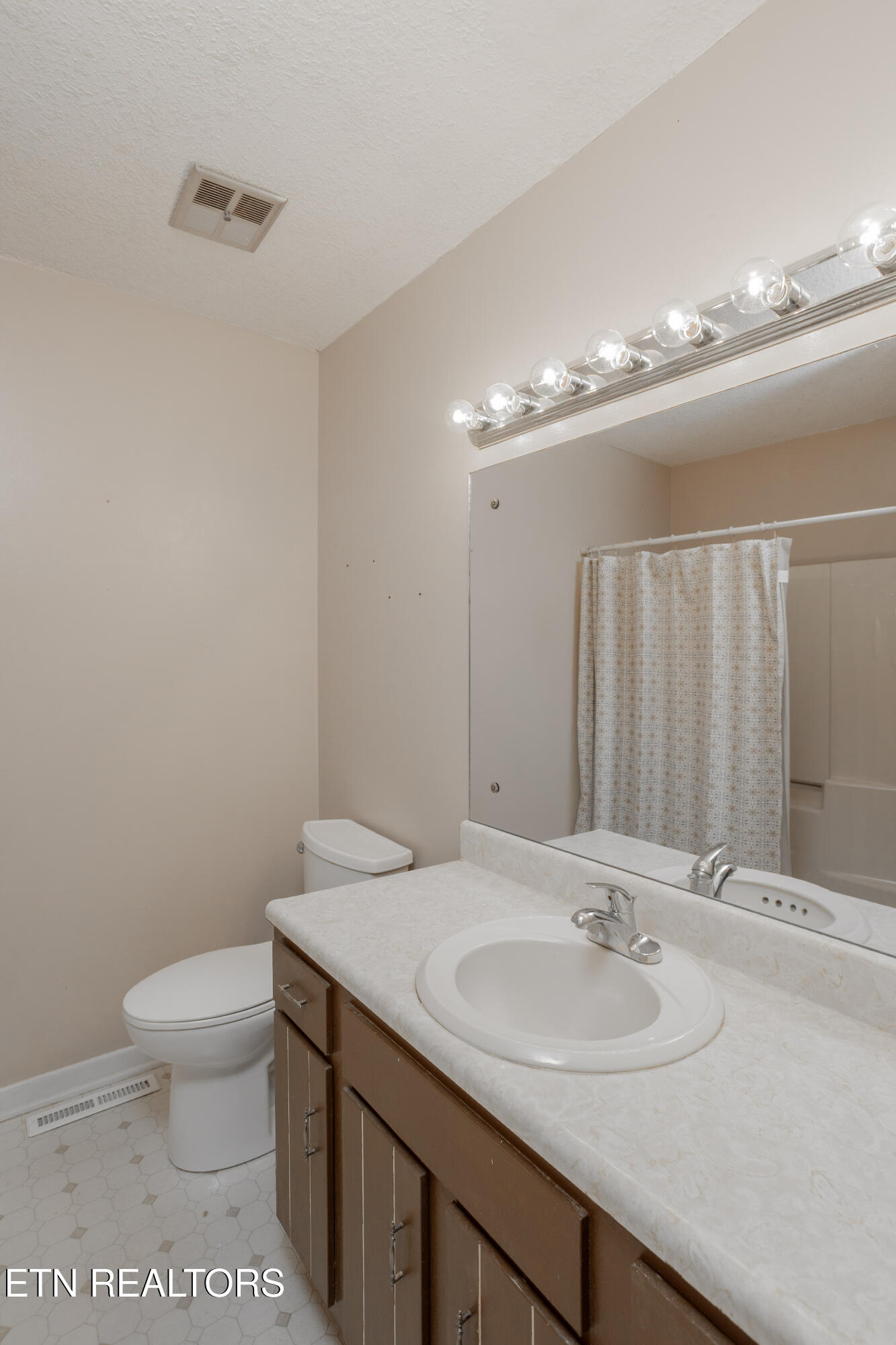 5029 Ridgemont Drive Knoxville TN 37918